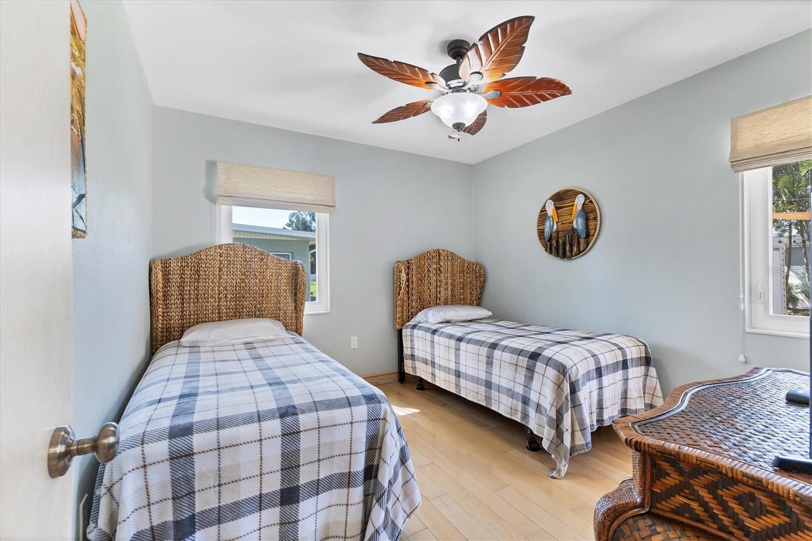 Image 27 of 57 For 1814 7th Street W