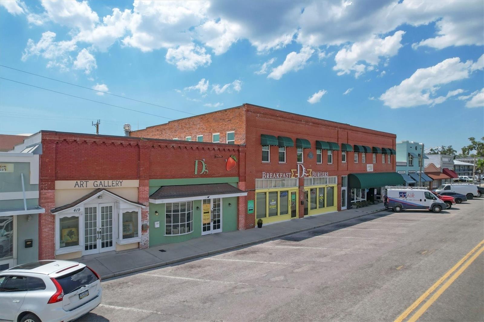 Image 41 of 57 For 1814 7th Street W