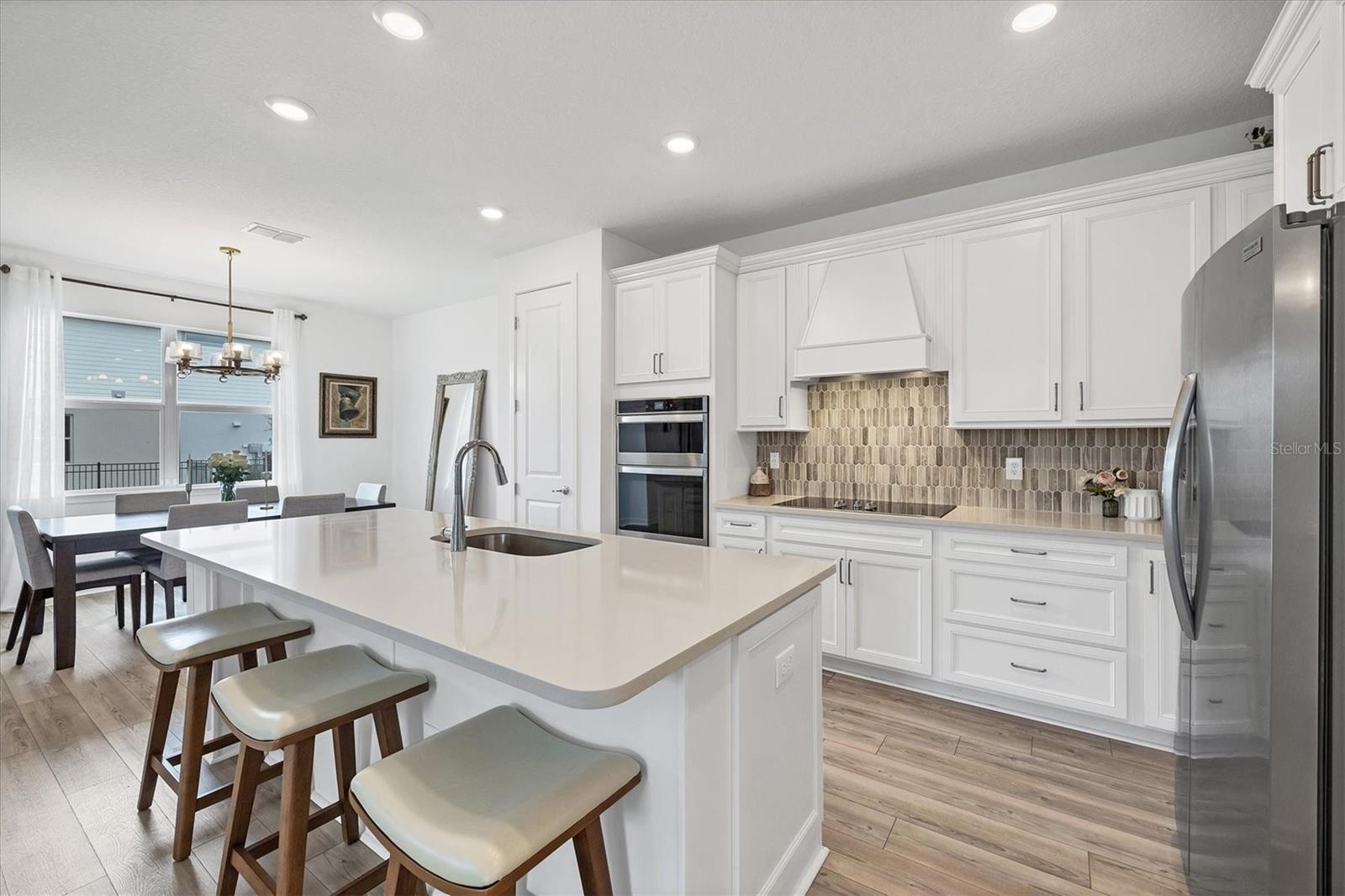 Image 11 of 58 For 9528 Lamine Way