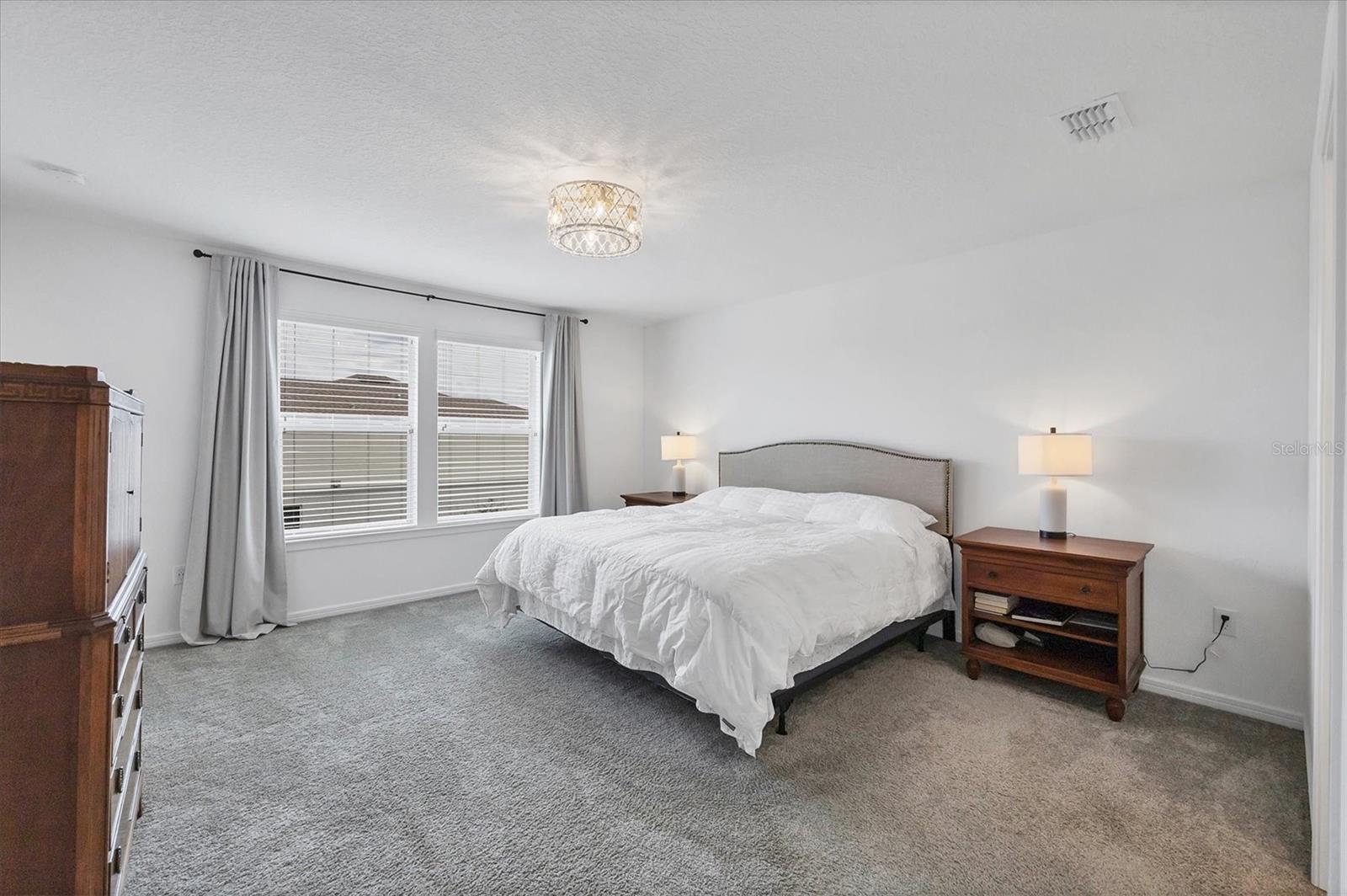 Image 19 of 58 For 9528 Lamine Way