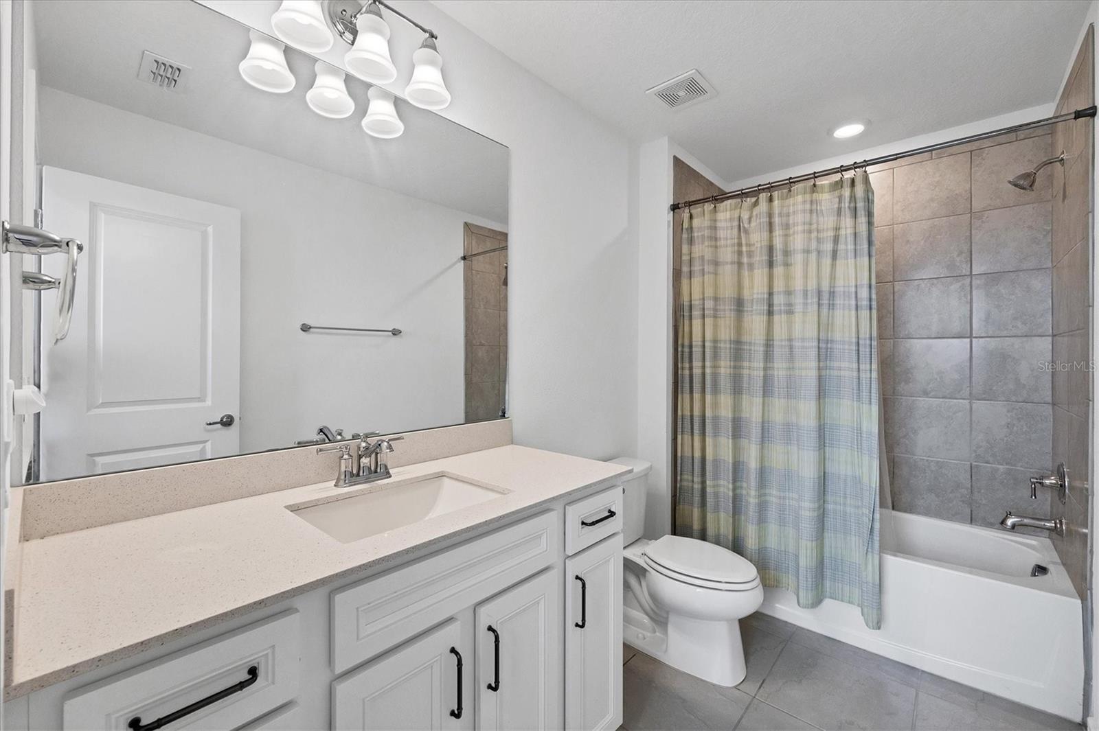 Image 25 of 58 For 9528 Lamine Way