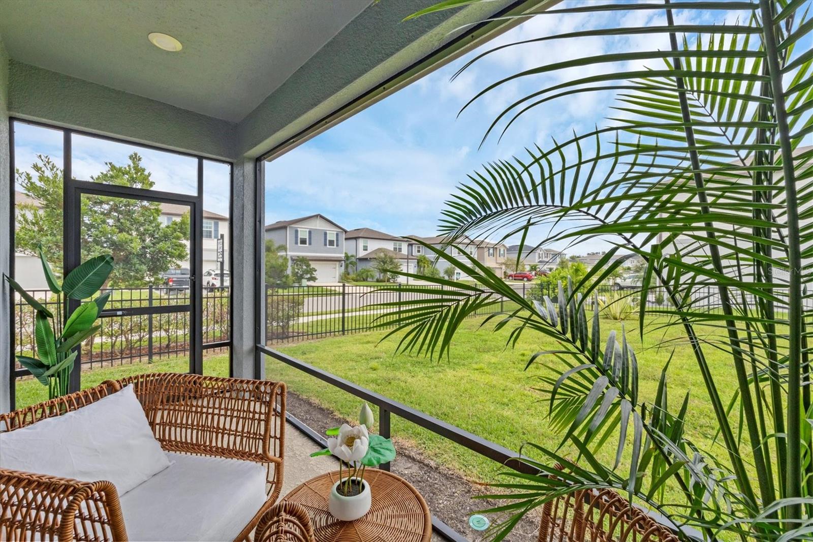 Image 33 of 58 For 9528 Lamine Way