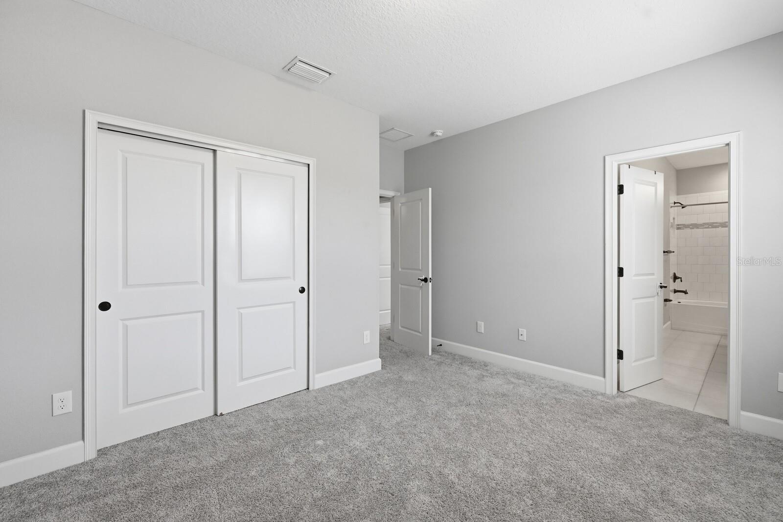 Image 31 of 45 For 5539 70th Drive E