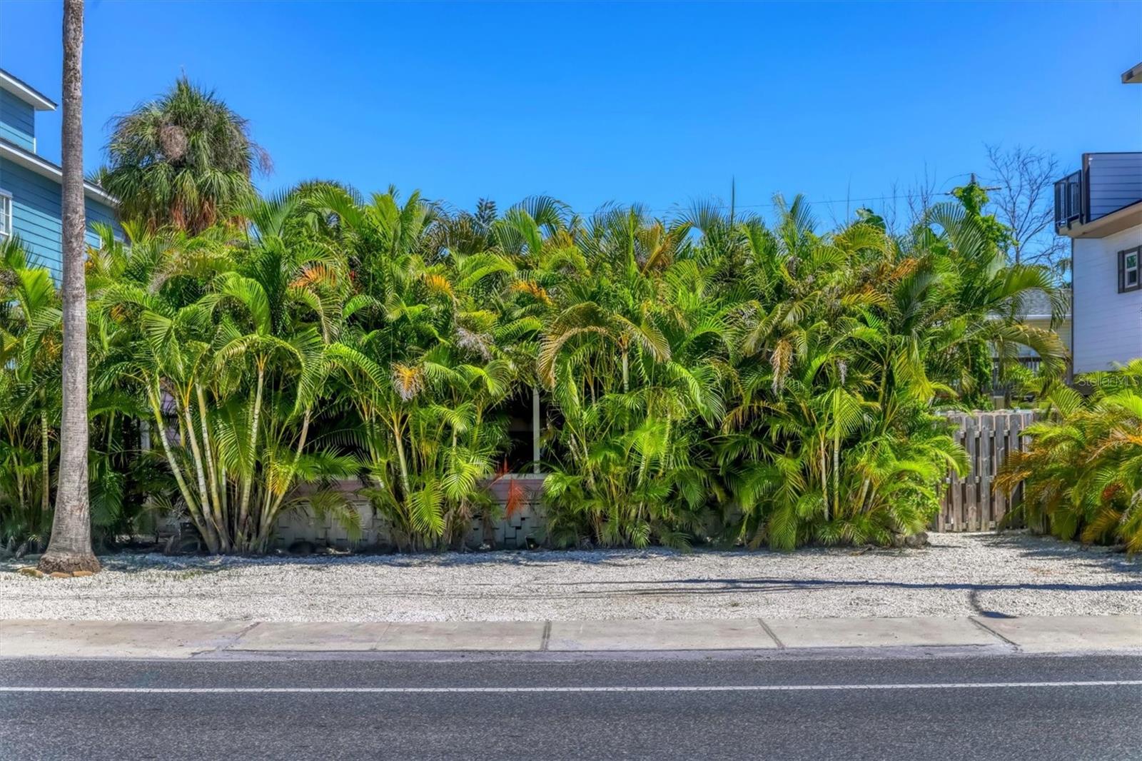 Image 10 of 43 For 2913 Gulf Drive