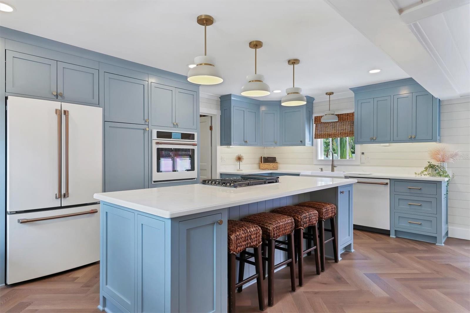 Image 17 of 43 For 2913 Gulf Drive