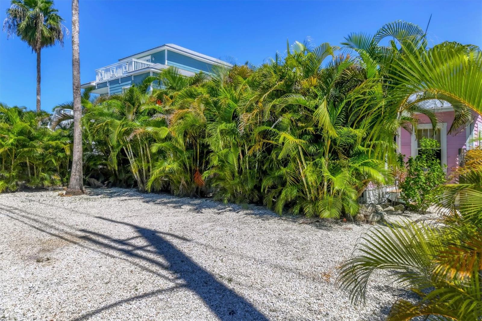 Image 4 of 43 For 2913 Gulf Drive