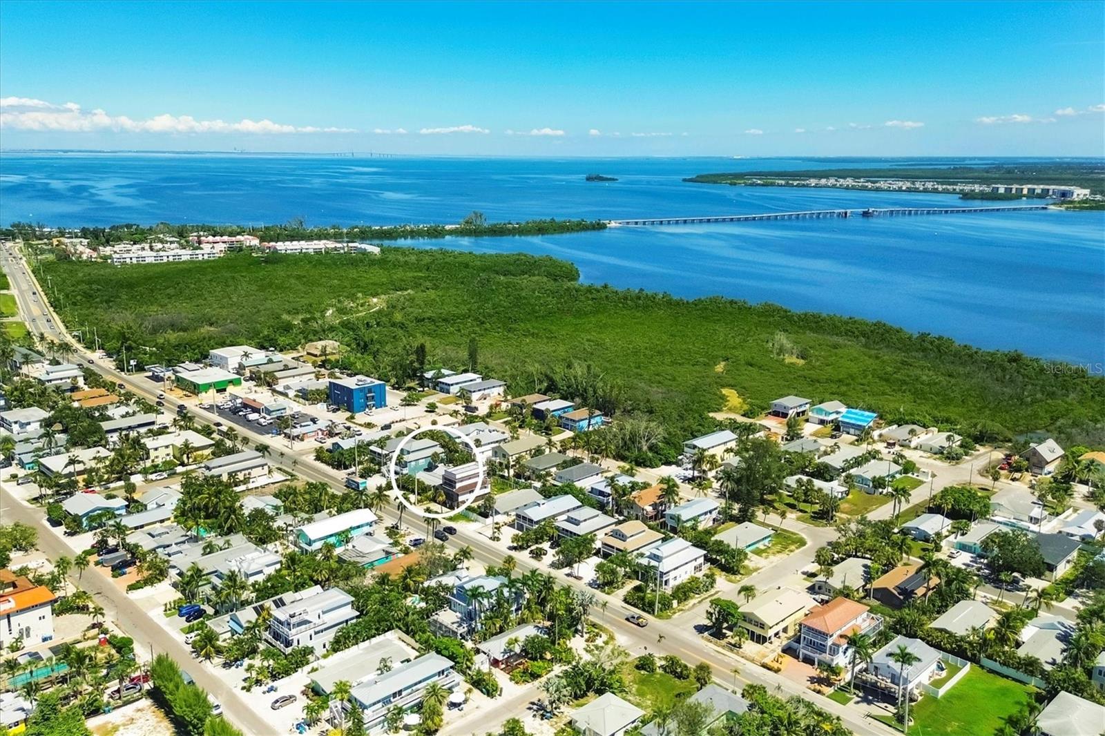 Image 6 of 43 For 2913 Gulf Drive