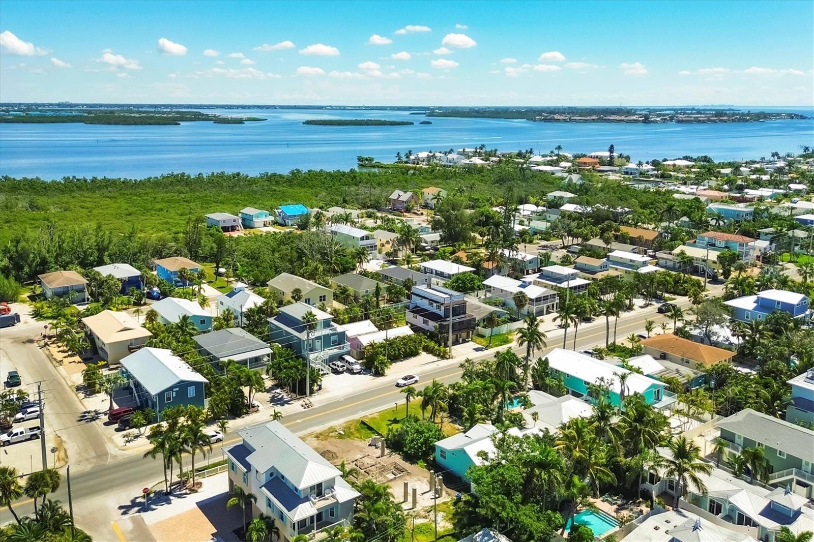 Image 8 of 43 For 2913 Gulf Drive