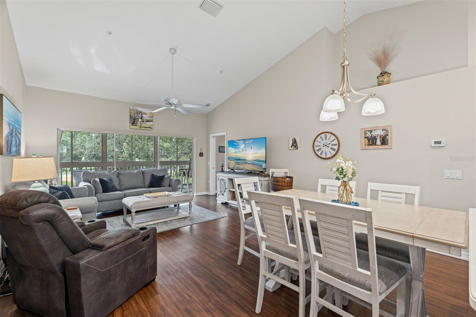 Image 10 of 75 For 6736 Fairview Terrace 6736