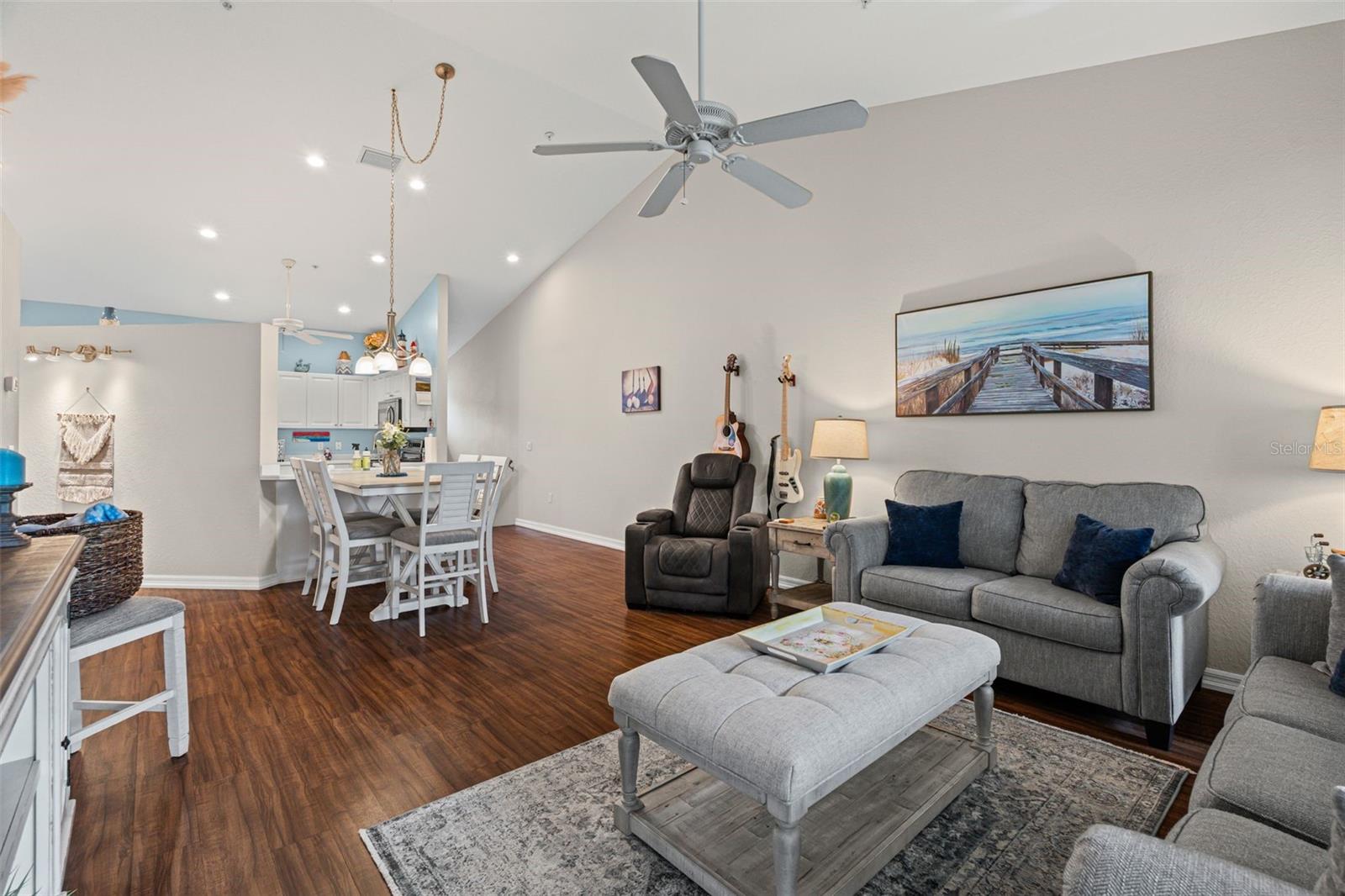 Image 13 of 75 For 6736 Fairview Terrace 6736