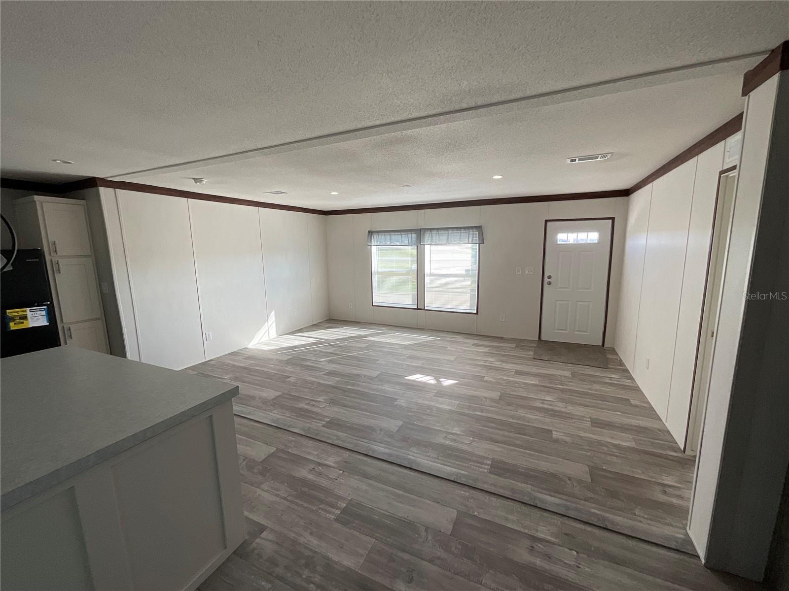 Image 2 of 16 For 4327 Airport Road