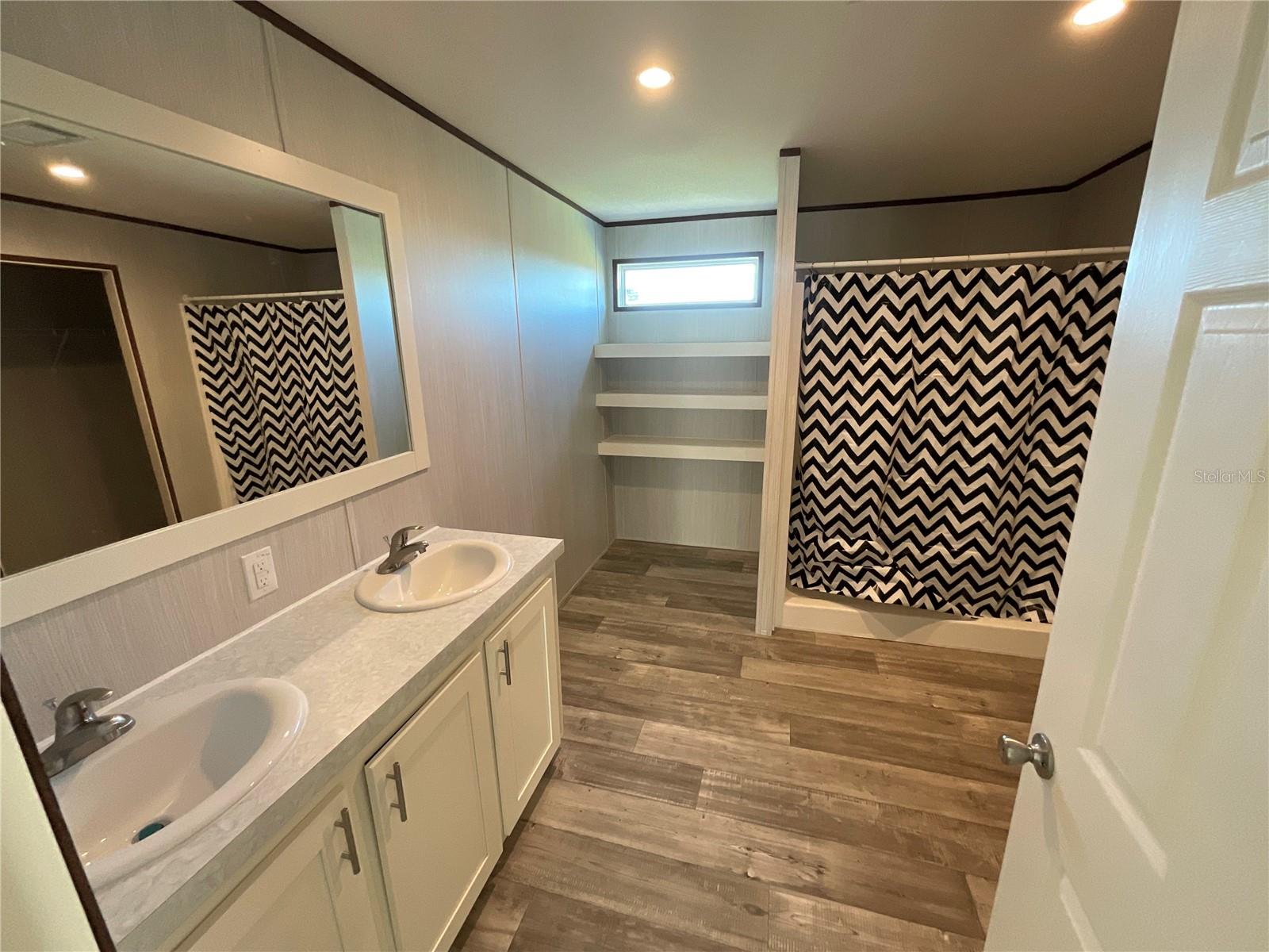 Image 6 of 16 For 4327 Airport Road