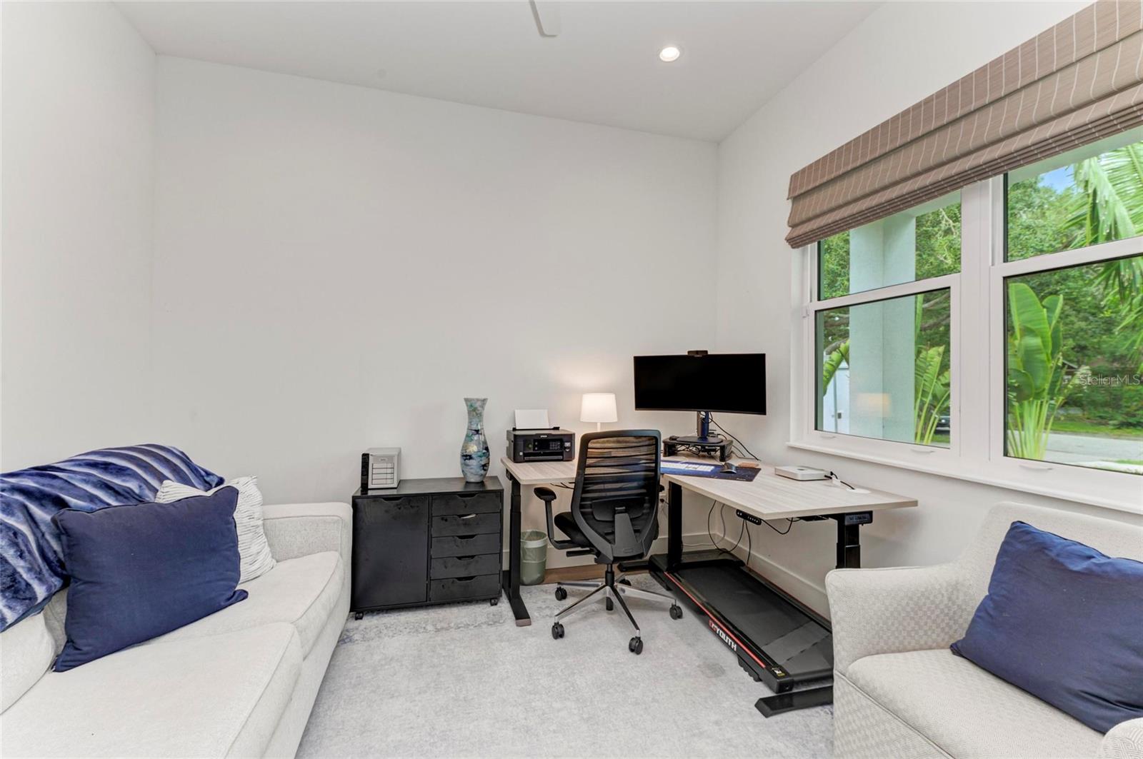 Image 40 of 67 For 2524 Arlington Street