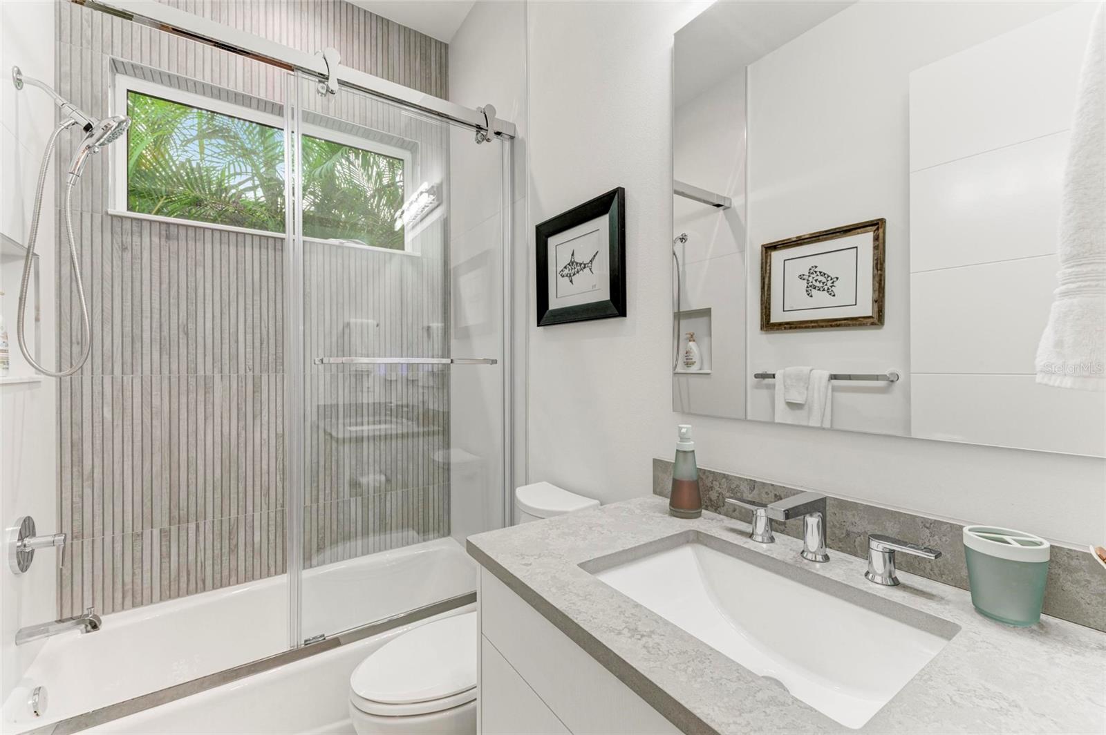 Image 47 of 67 For 2524 Arlington Street