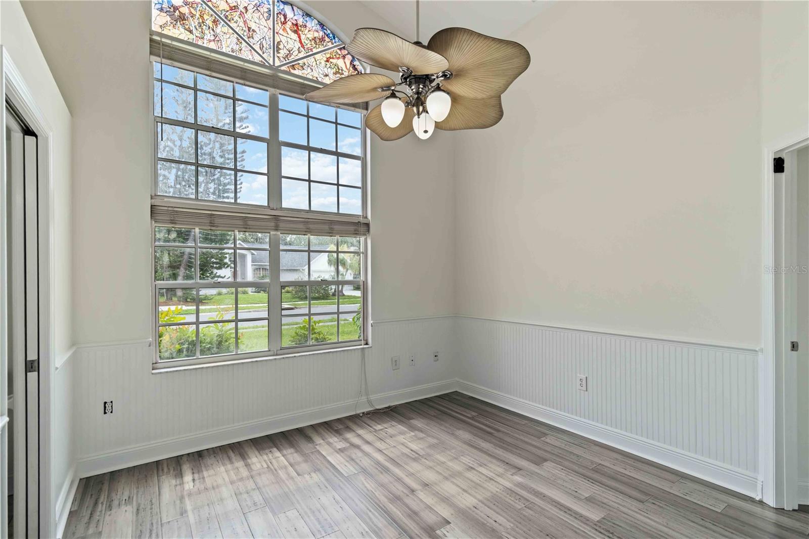 Image 18 of 48 For 7313 52nd Drive E