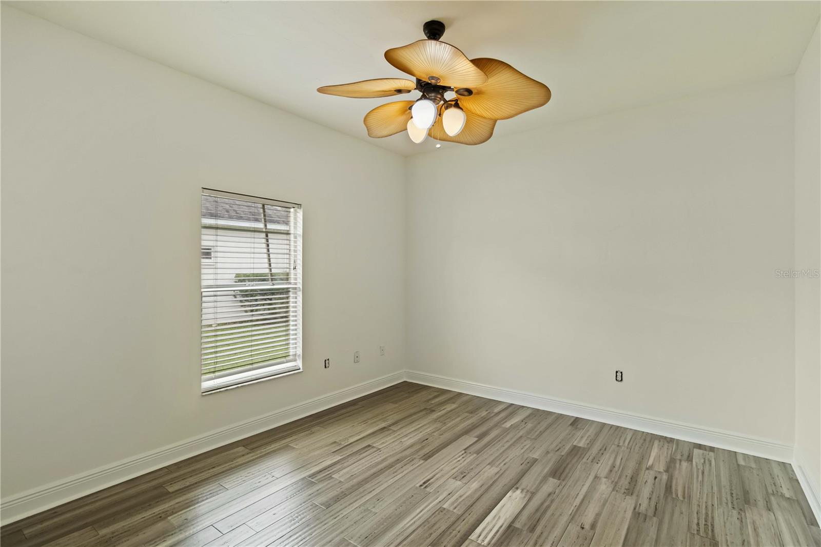 Image 39 of 48 For 7313 52nd Drive E