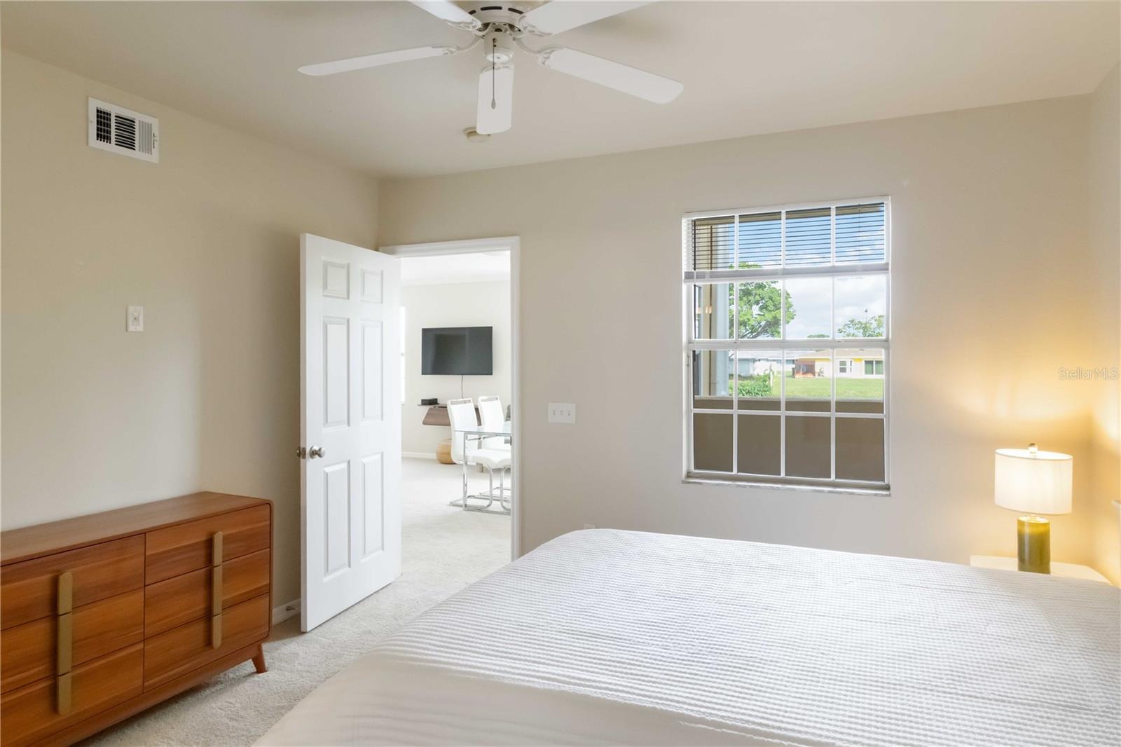 Image 14 of 41 For 1050 Villagio Circle 107