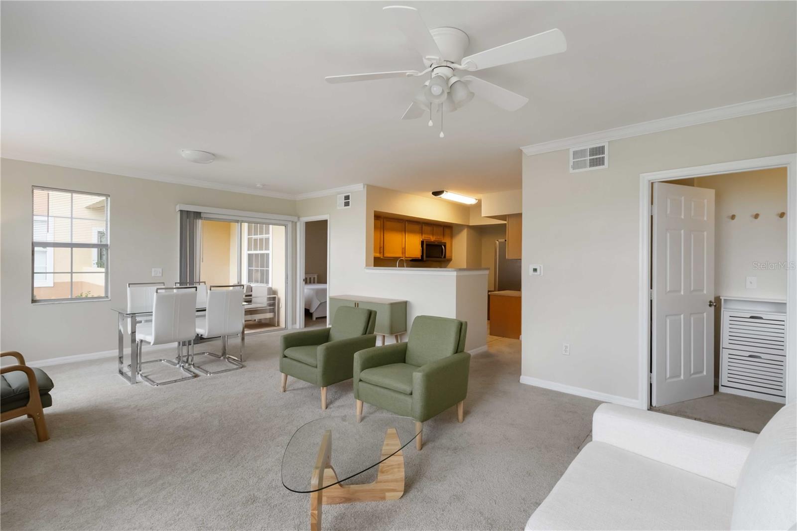 Image 8 of 41 For 1050 Villagio Circle 107