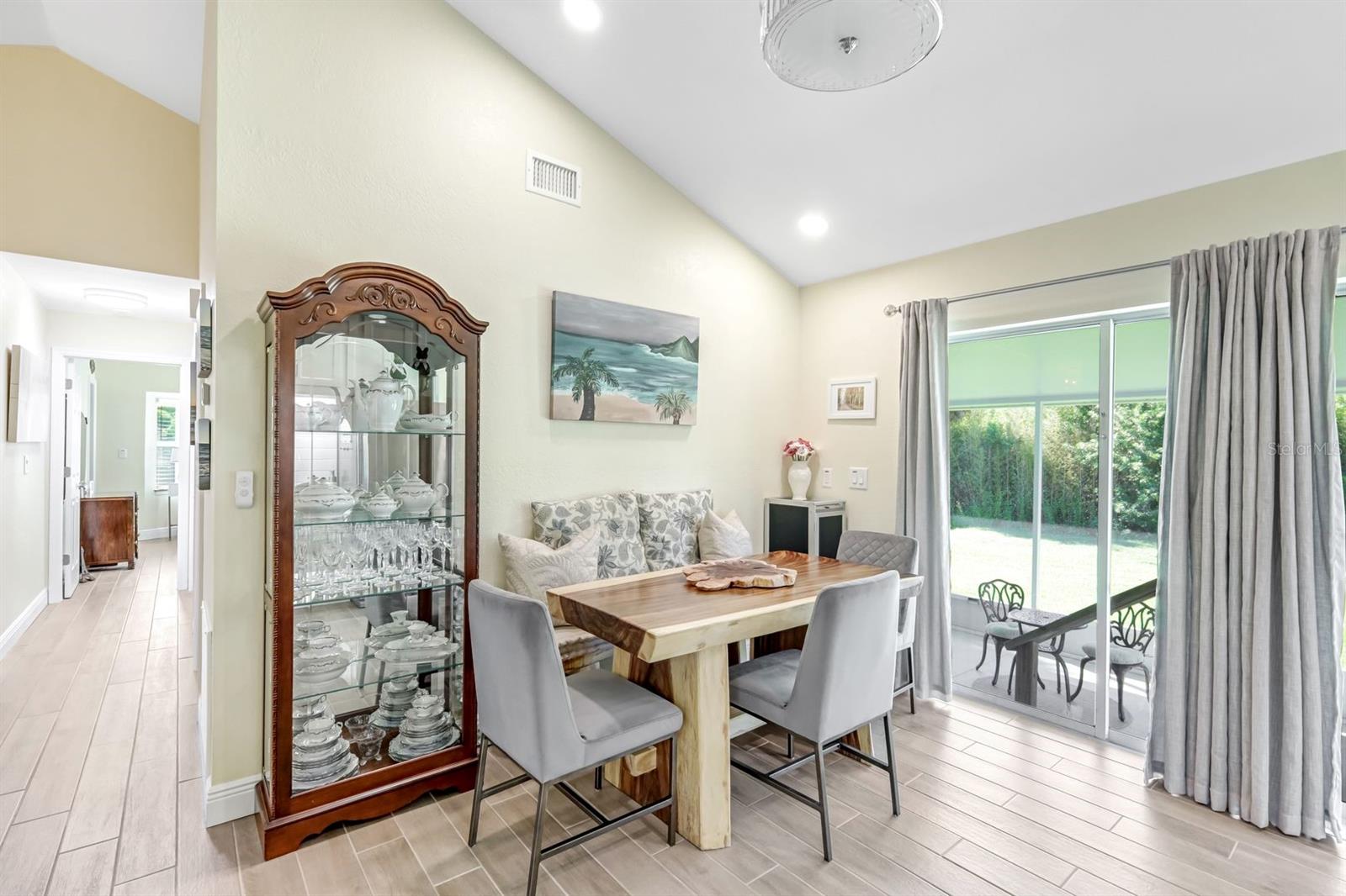 Image 12 of 28 For 18733 Macgill Avenue