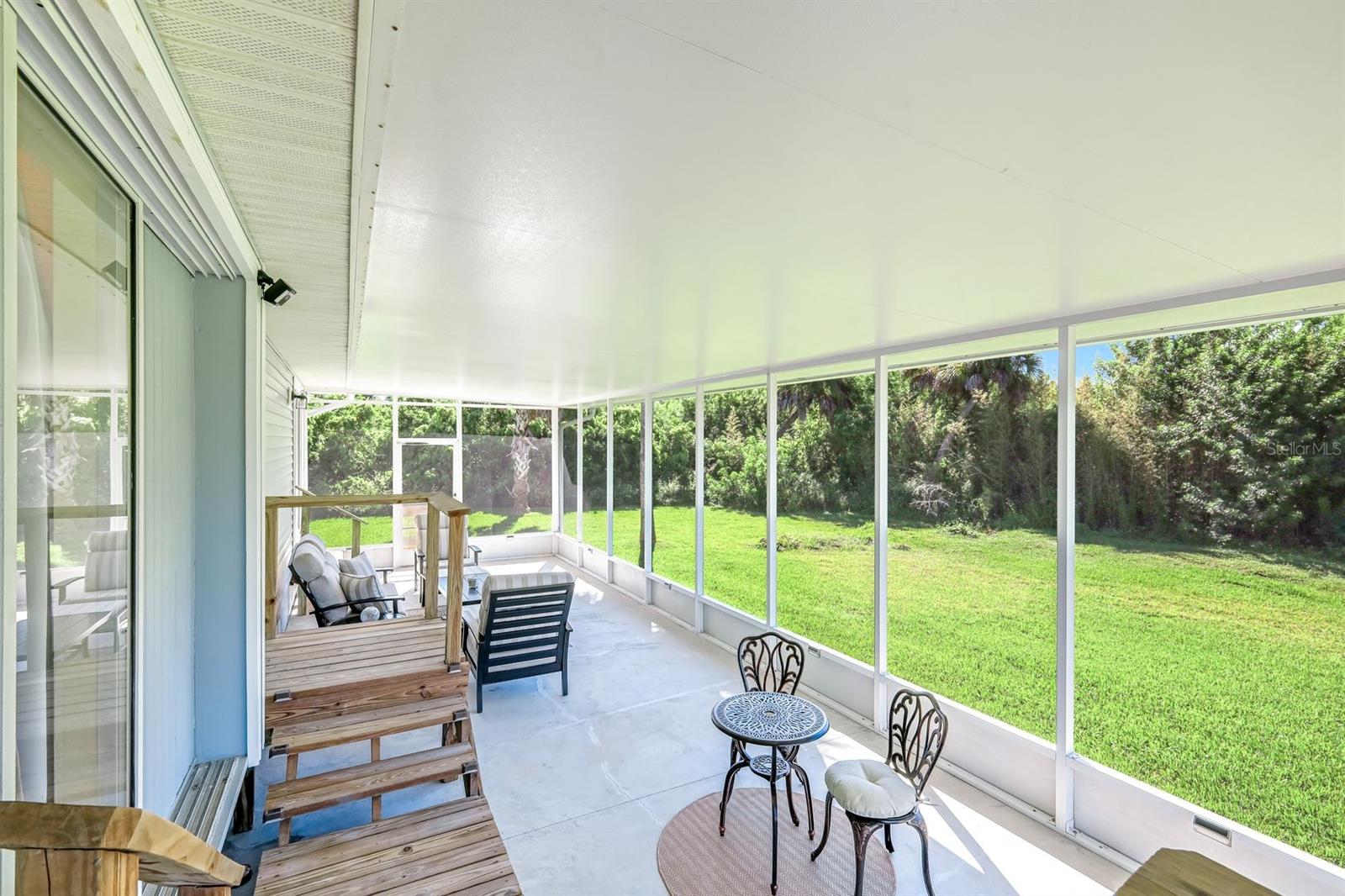 Image 18 of 28 For 18733 Macgill Avenue