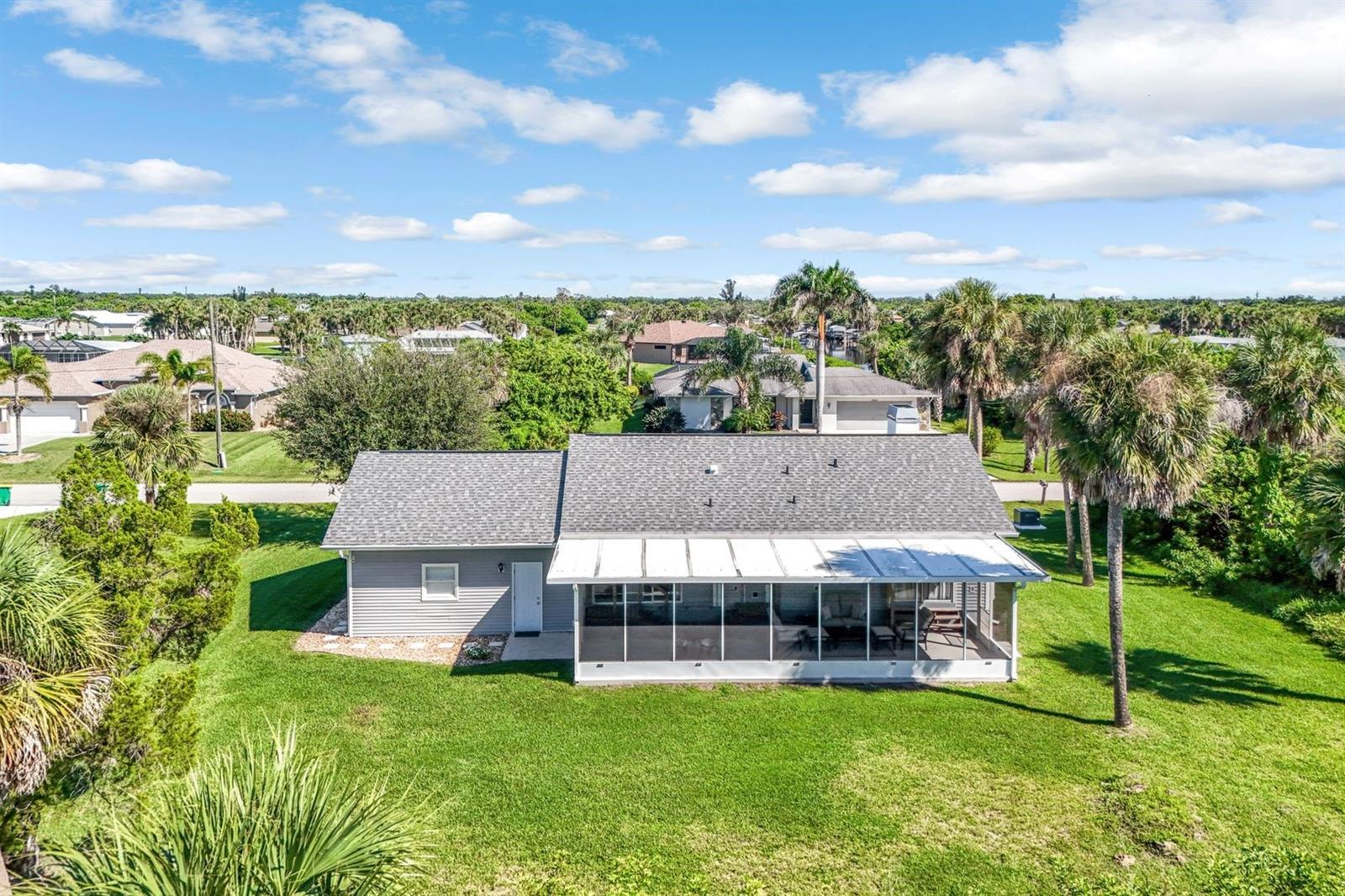 Image 23 of 28 For 18733 Macgill Avenue