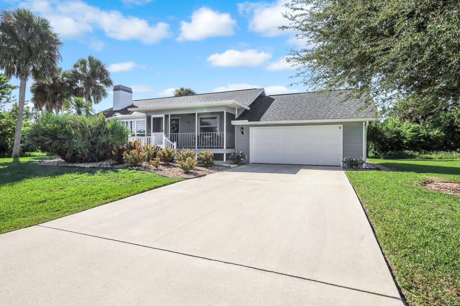 Image 4 of 28 For 18733 Macgill Avenue