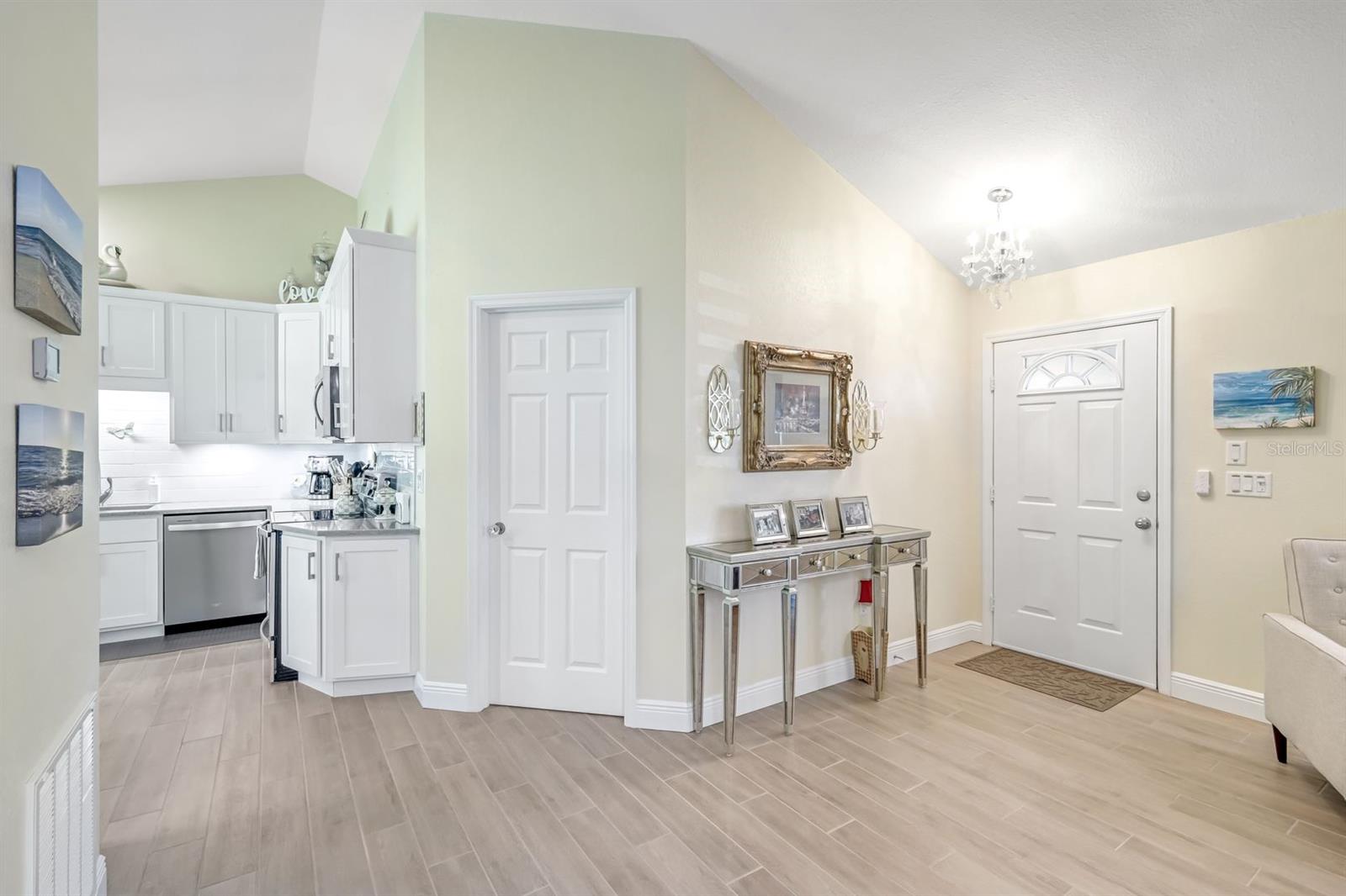 Image 8 of 28 For 18733 Macgill Avenue