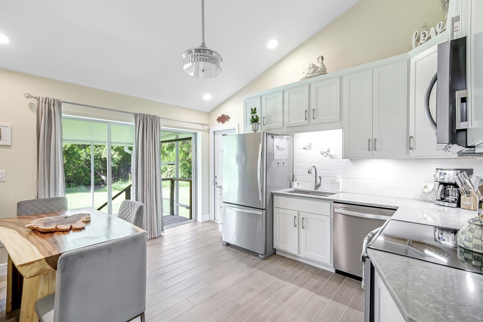 Image 9 of 28 For 18733 Macgill Avenue