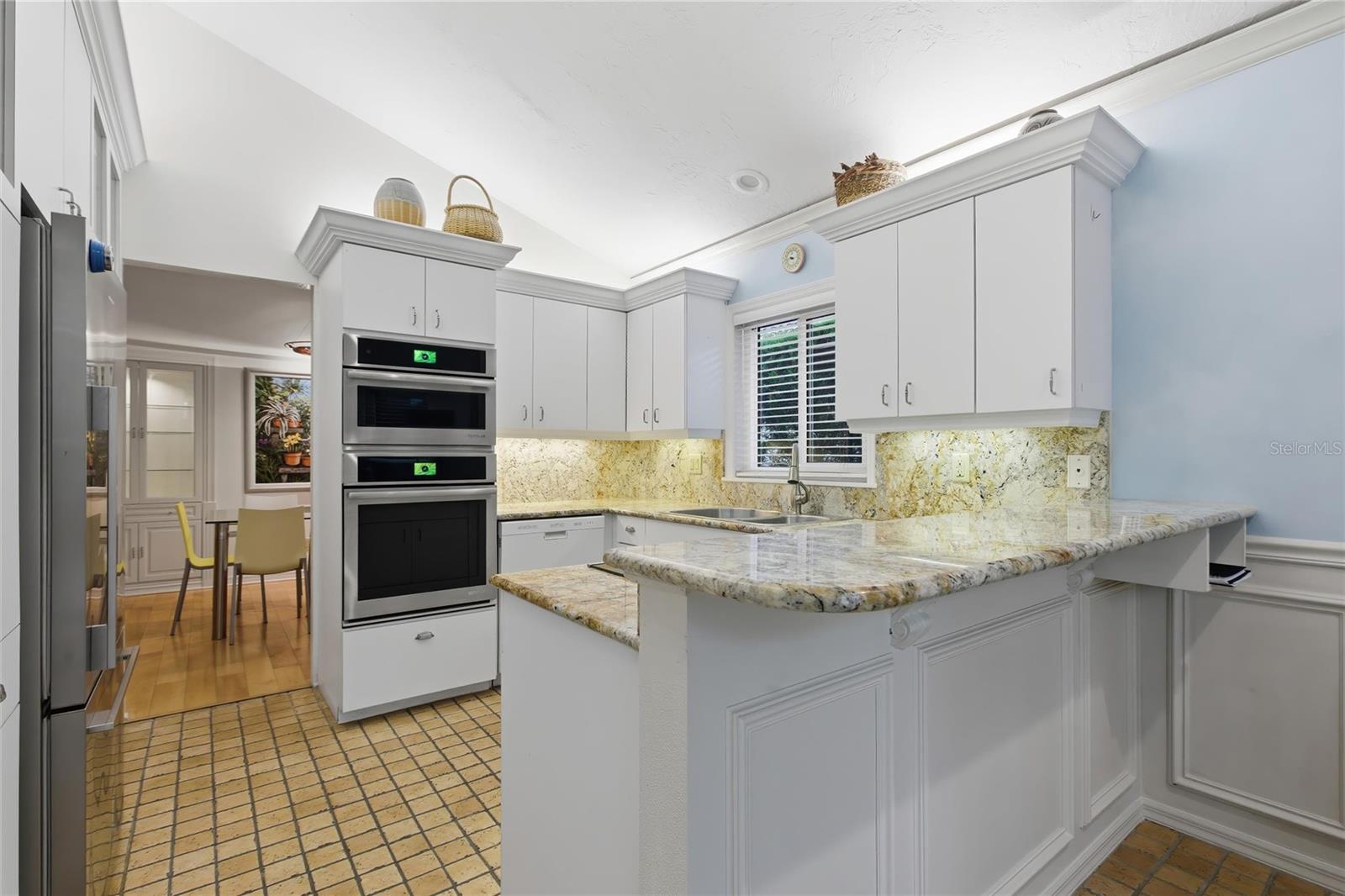 Image 13 of 58 For 8009 Bobcat Circle