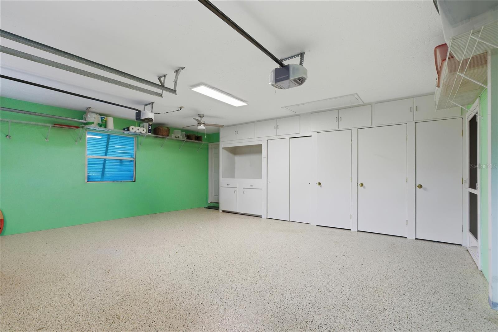 Image 33 of 58 For 8009 Bobcat Circle