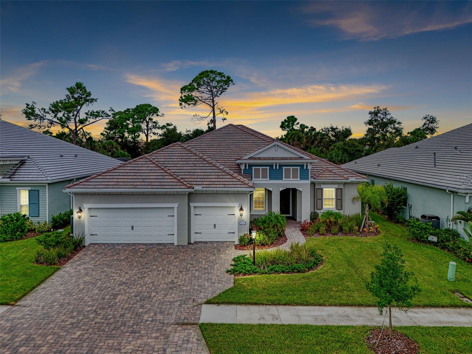 Details for 21353 Holmes Circle, VENICE, FL 34293
