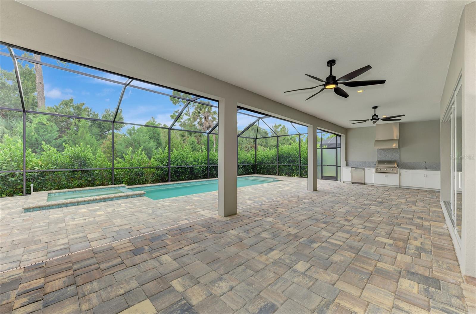 Image 55 of 92 For 21353 Holmes Circle