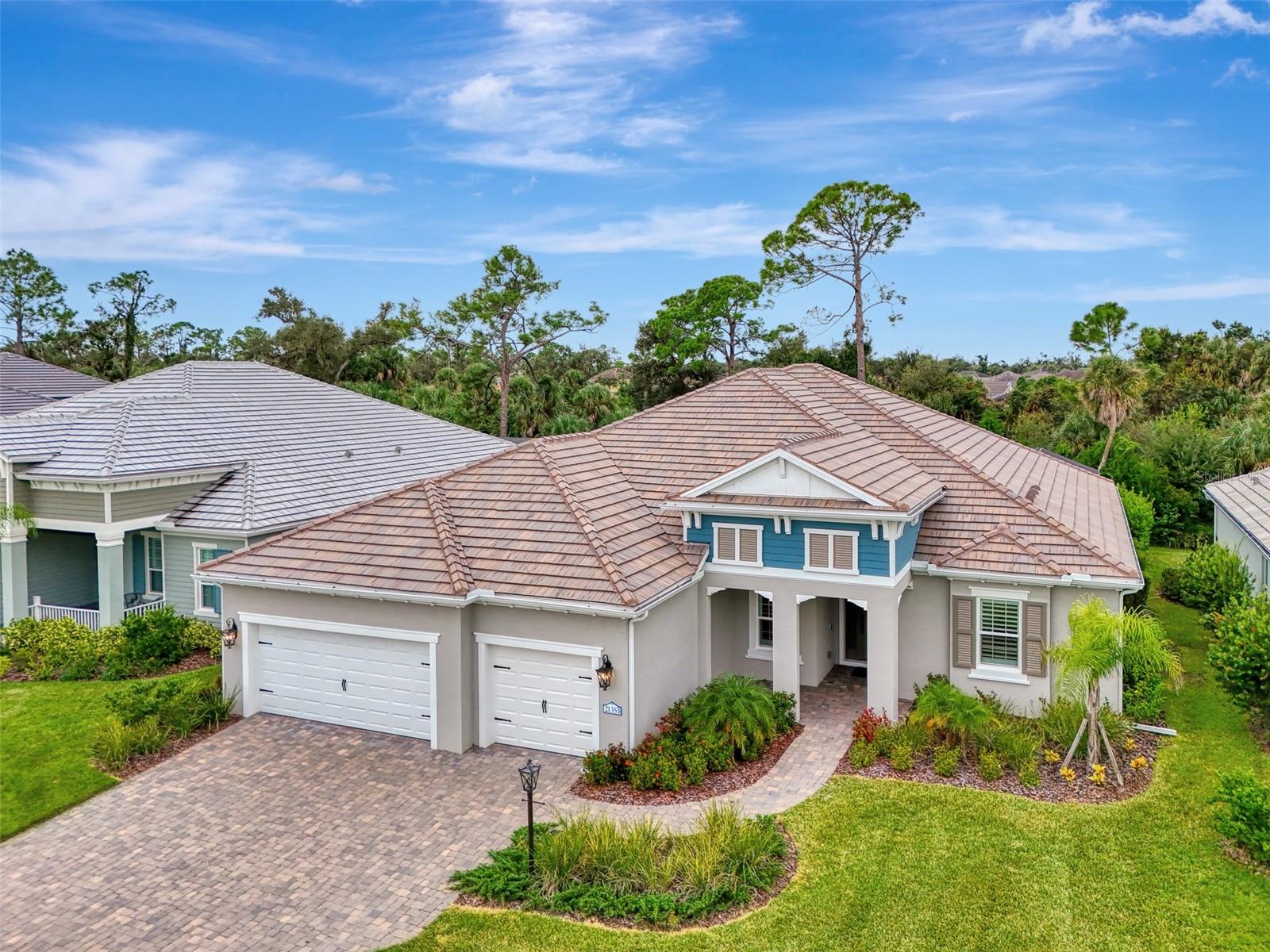 Image 7 of 92 For 21353 Holmes Circle