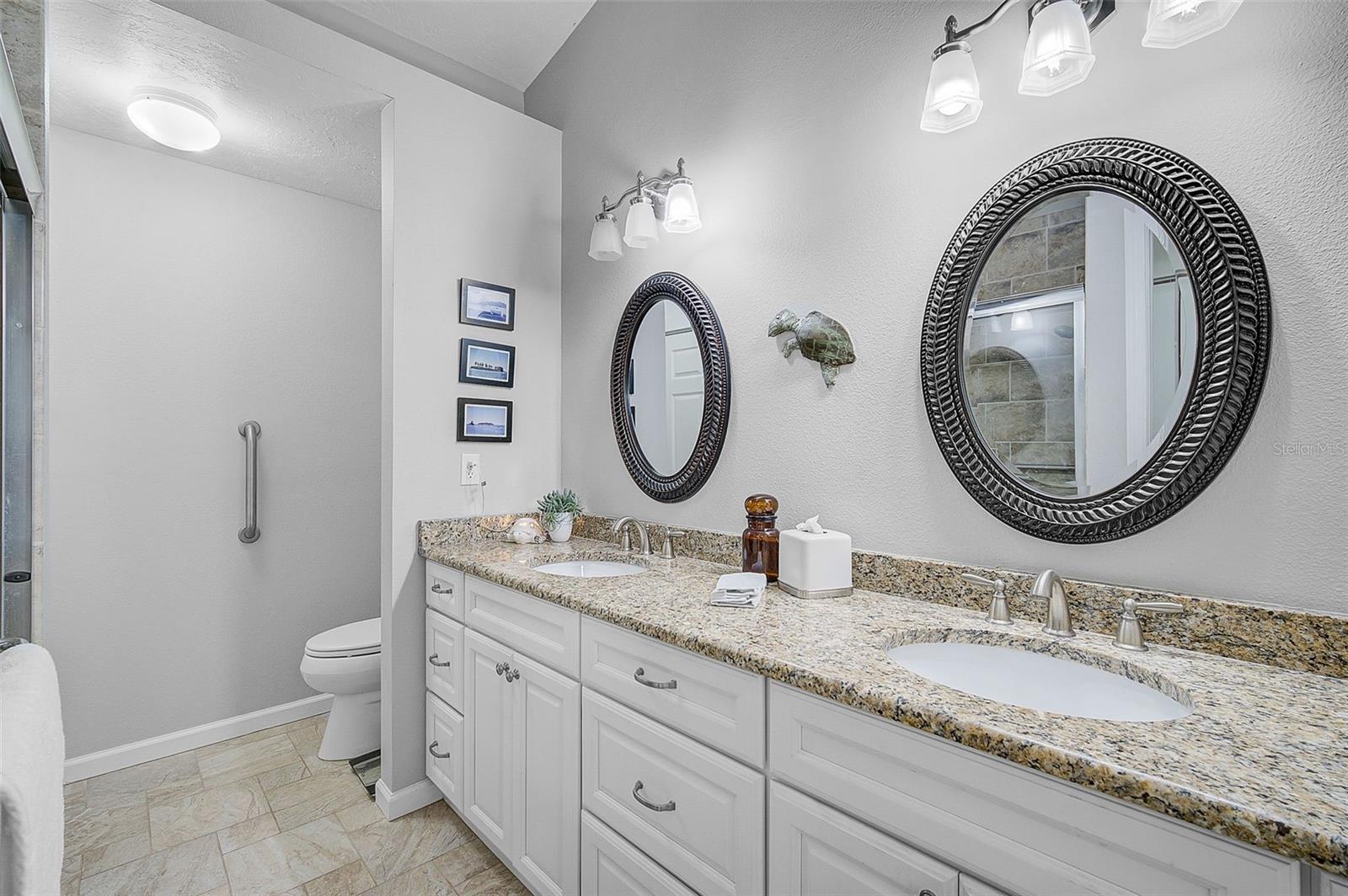 Image 16 of 25 For 4850 Raintree Street Circle E