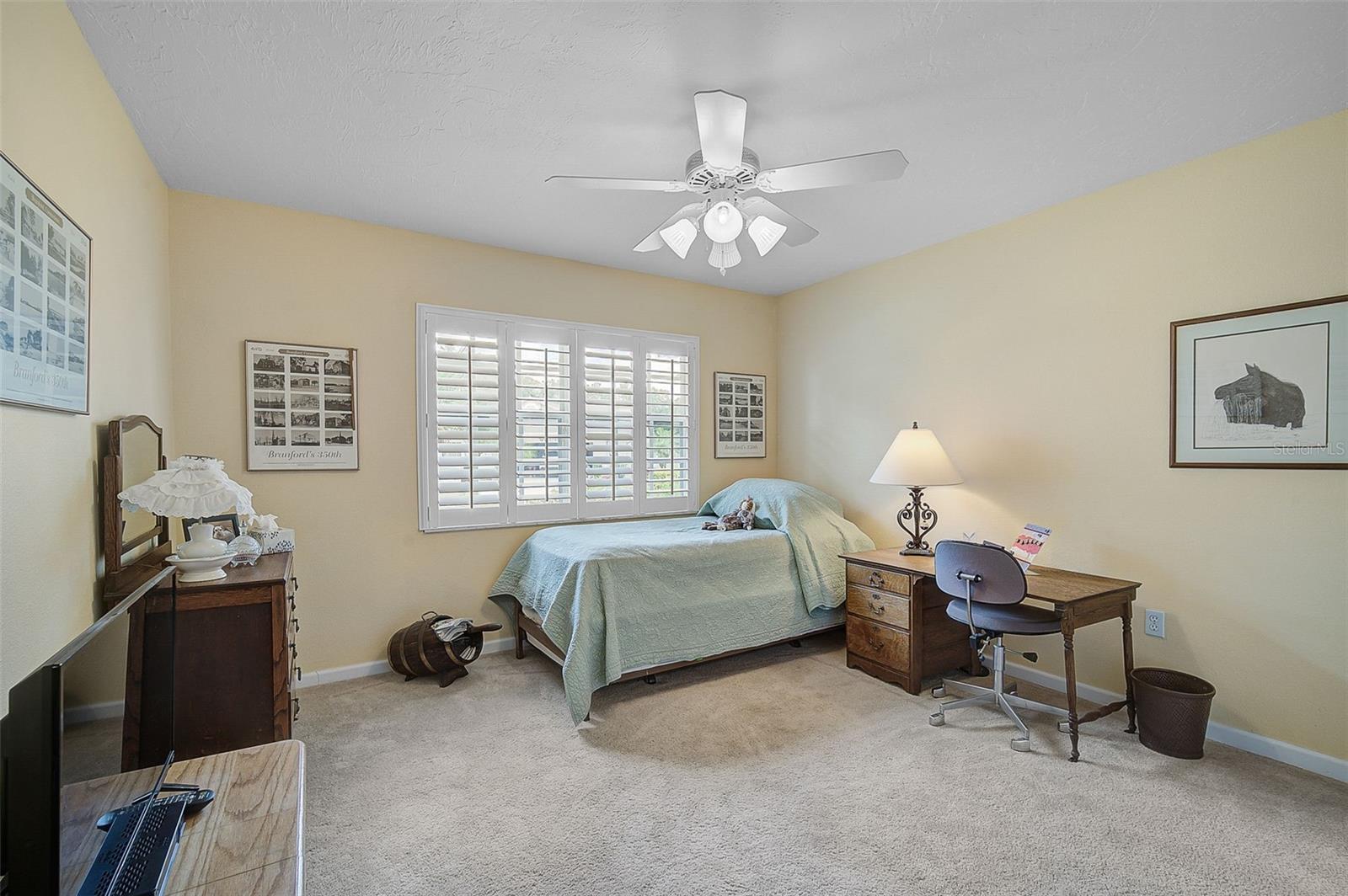 Image 18 of 25 For 4850 Raintree Street Circle E