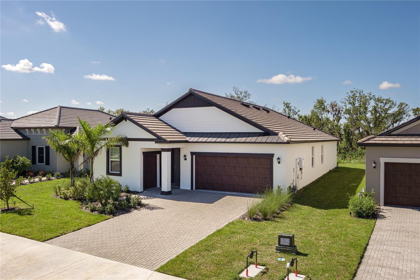 Image 22 of 36 For 11923 Lilac Pearl Lane