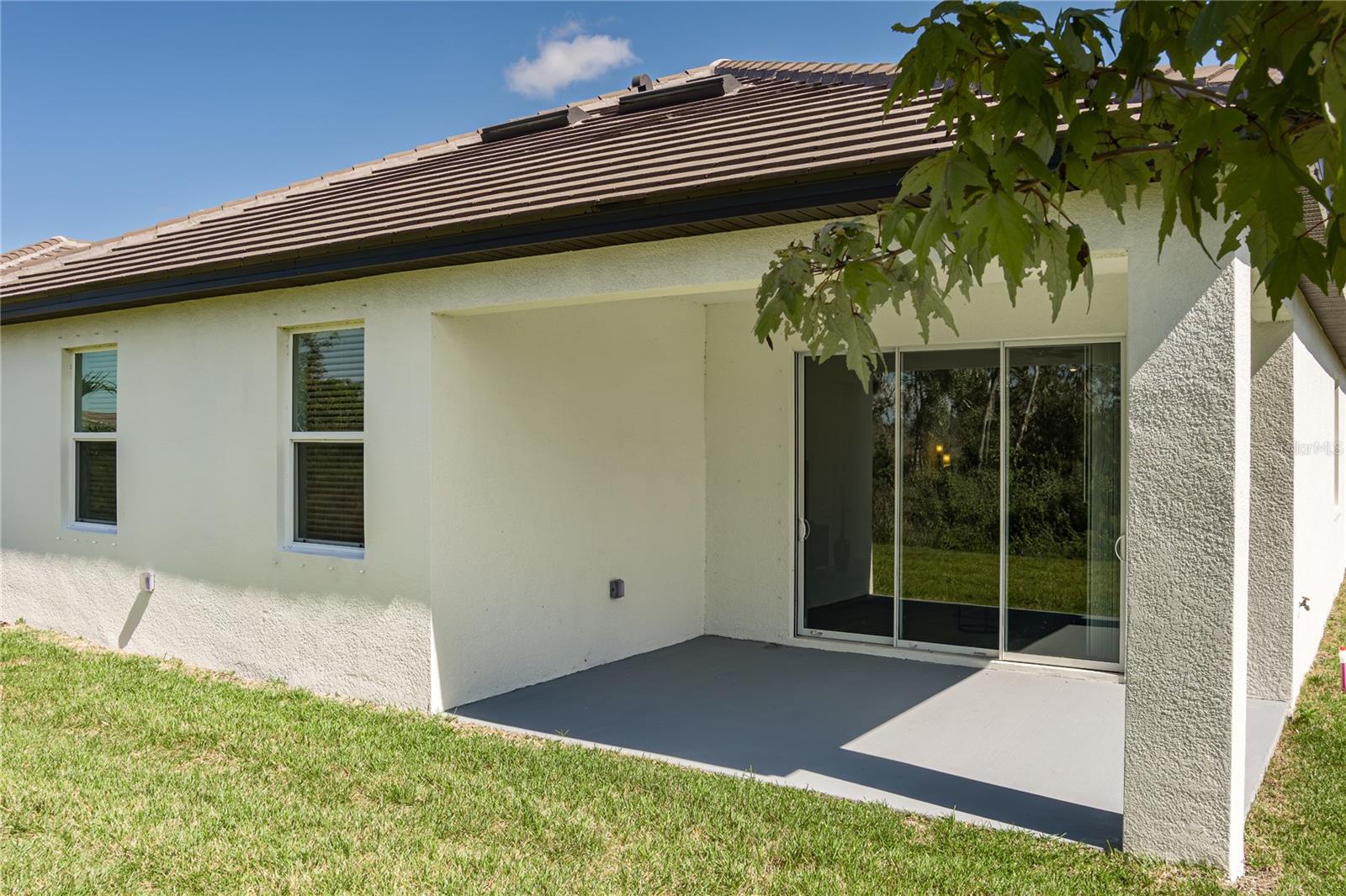 Image 24 of 36 For 11923 Lilac Pearl Lane
