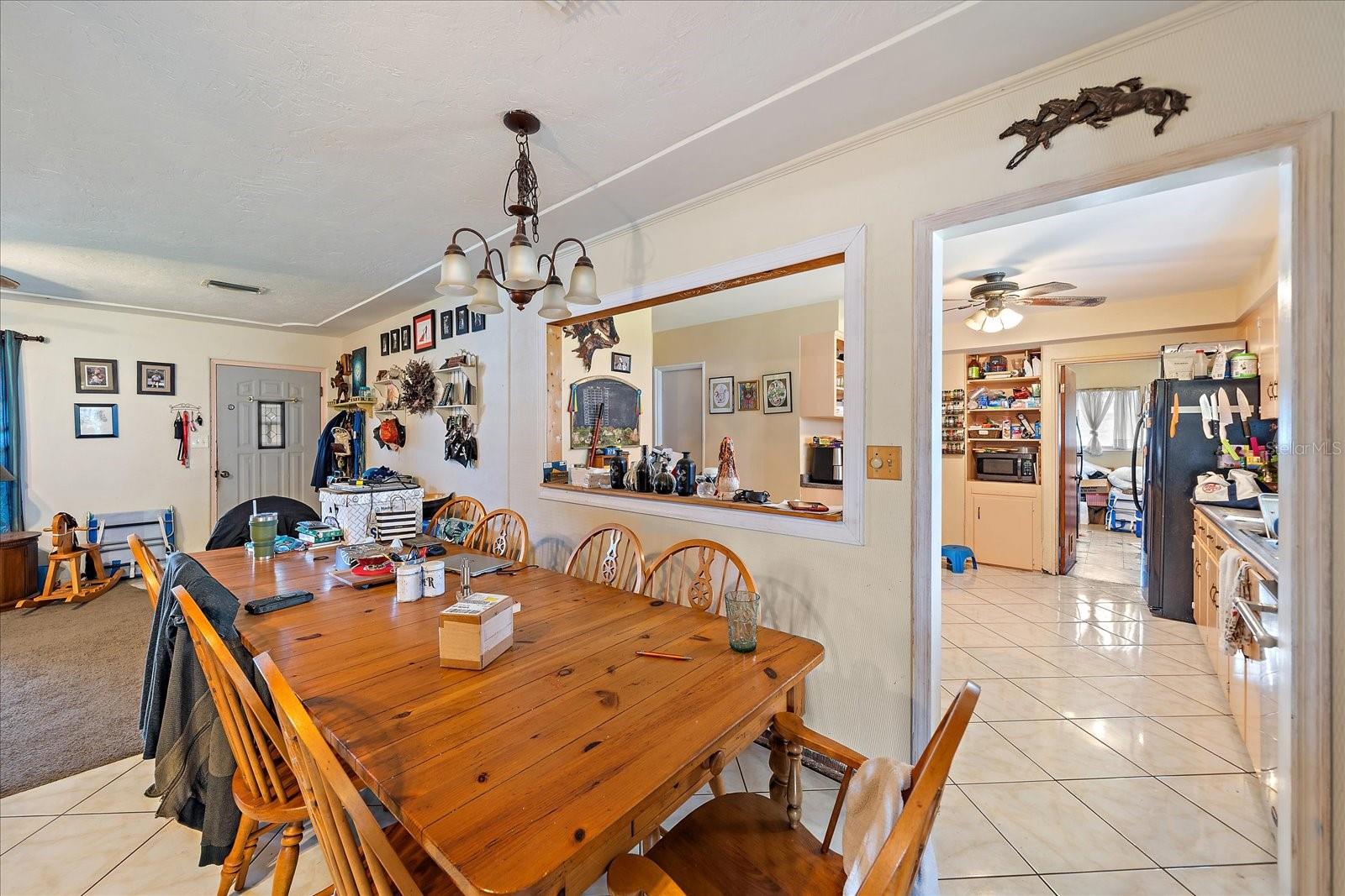 Image 10 of 25 For 2340 Valencia Drive