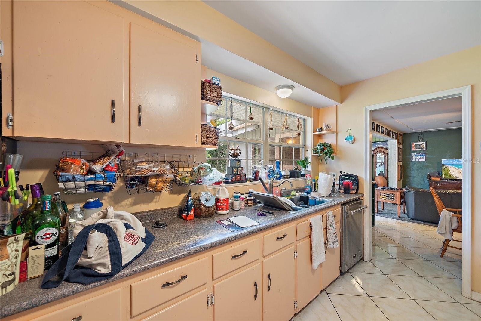 Image 12 of 25 For 2340 Valencia Drive