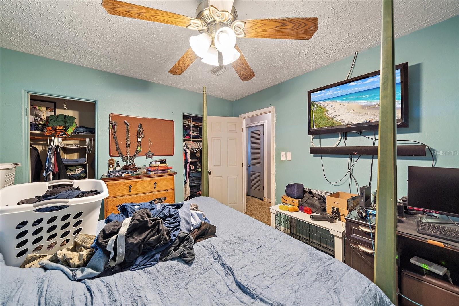 Image 22 of 25 For 2340 Valencia Drive