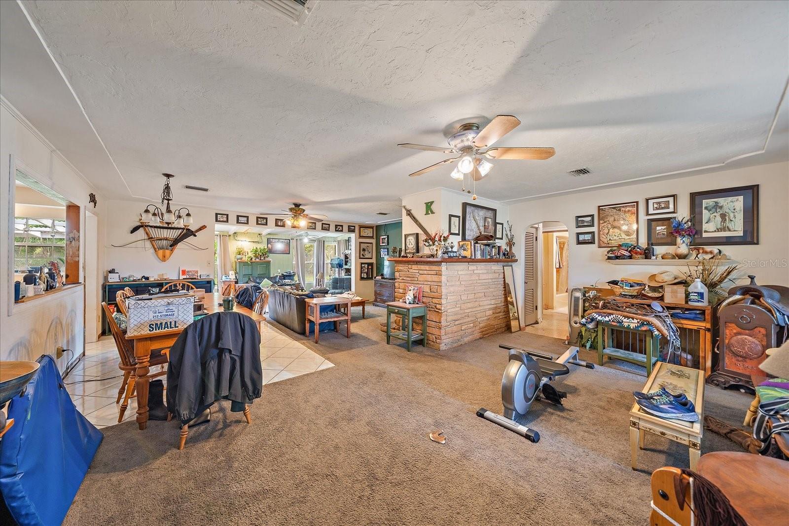 Image 4 of 25 For 2340 Valencia Drive
