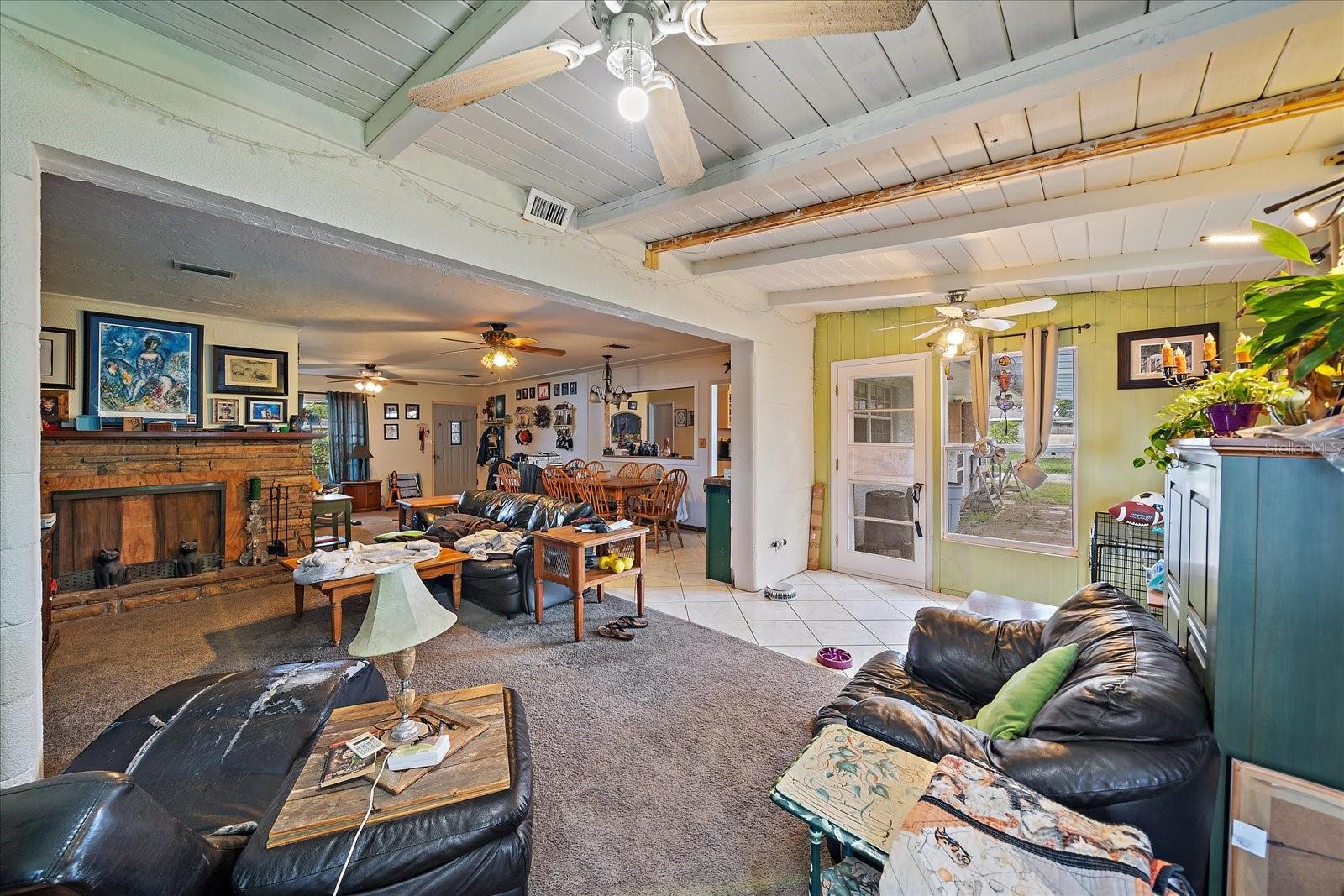 Image 9 of 25 For 2340 Valencia Drive