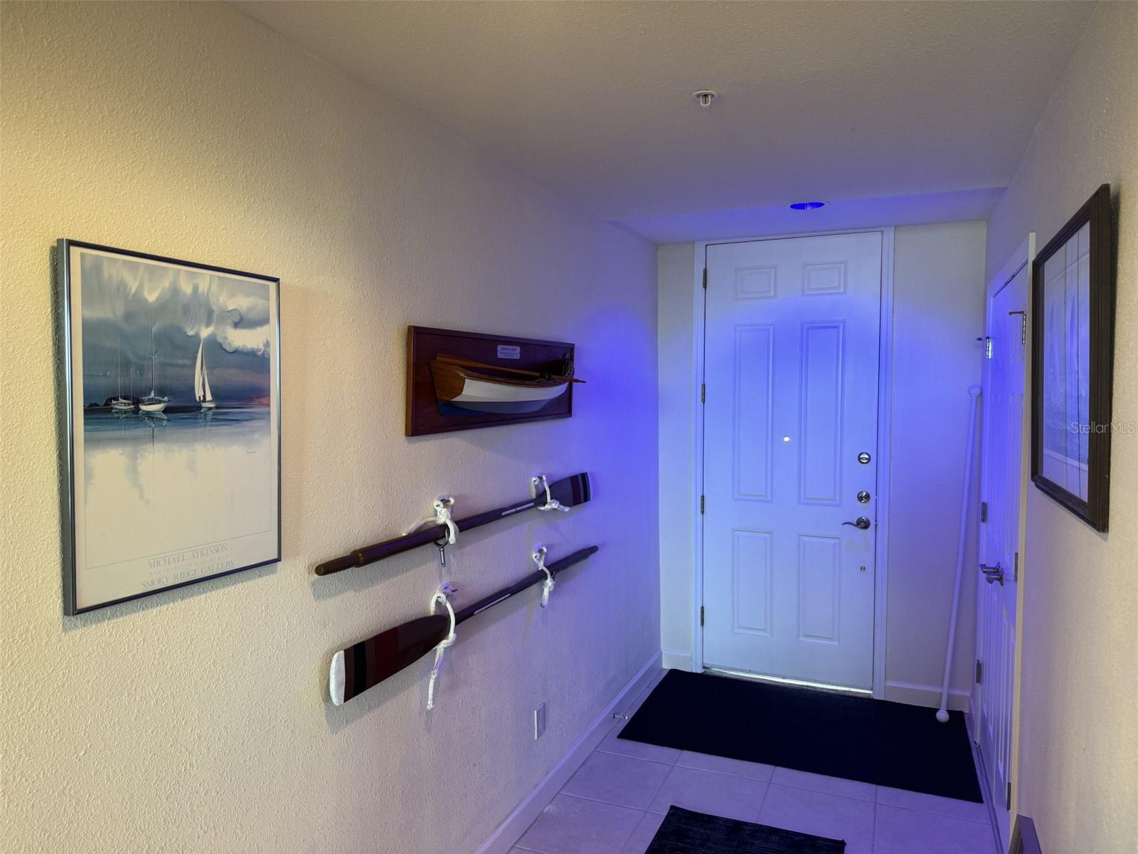 Image 21 of 100 For 10045 Links Lane 406