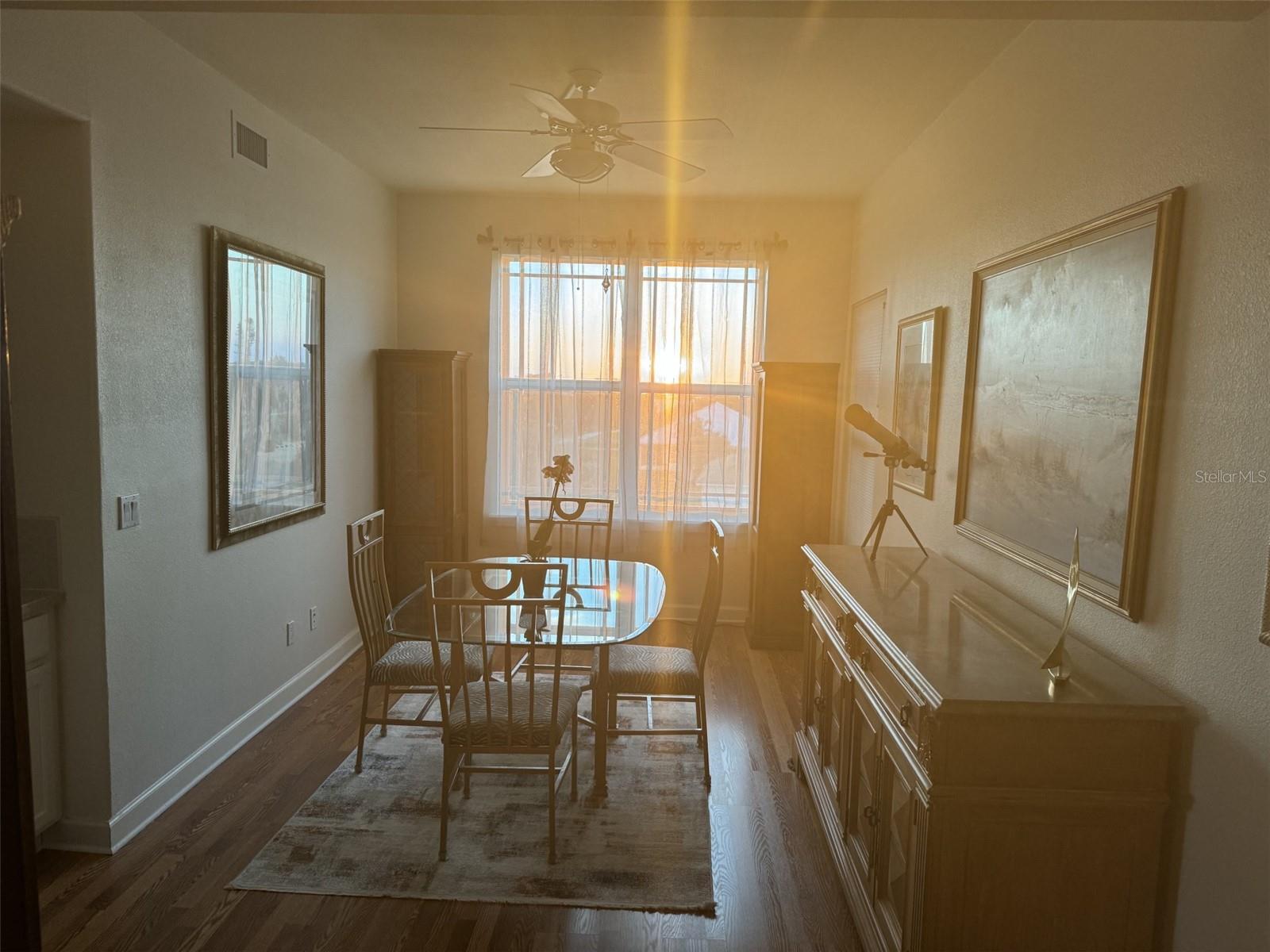 Image 34 of 100 For 10045 Links Lane 406