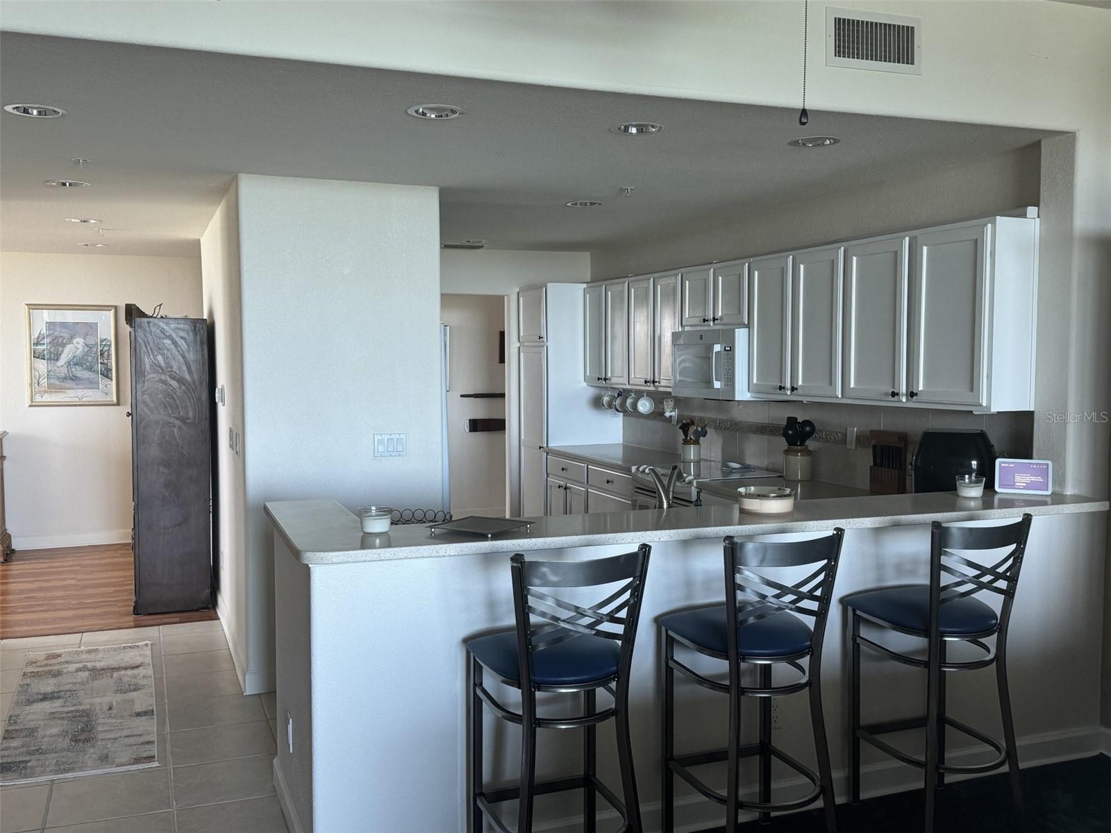 Image 42 of 100 For 10045 Links Lane 406