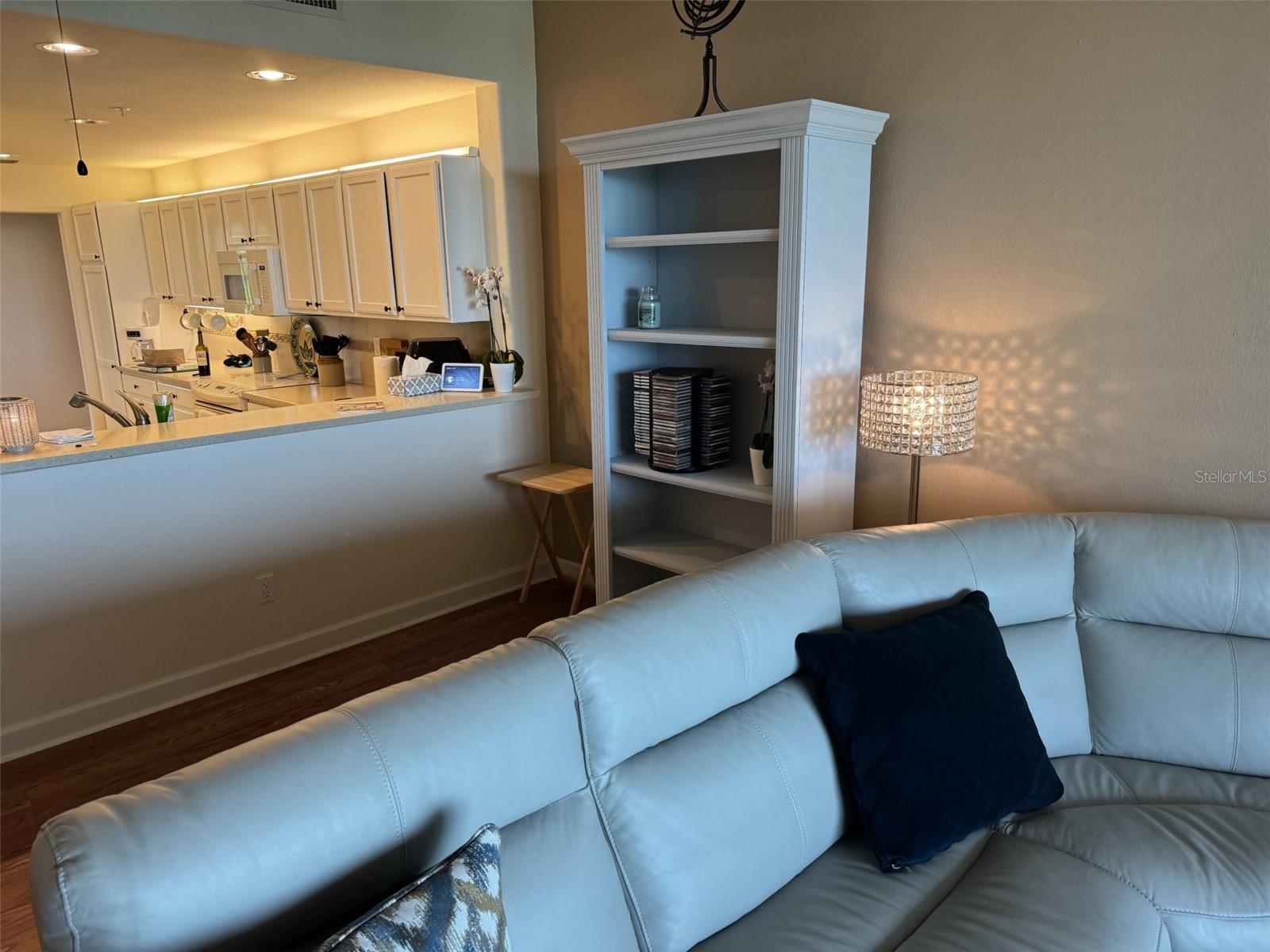 Image 70 of 100 For 10045 Links Lane 406