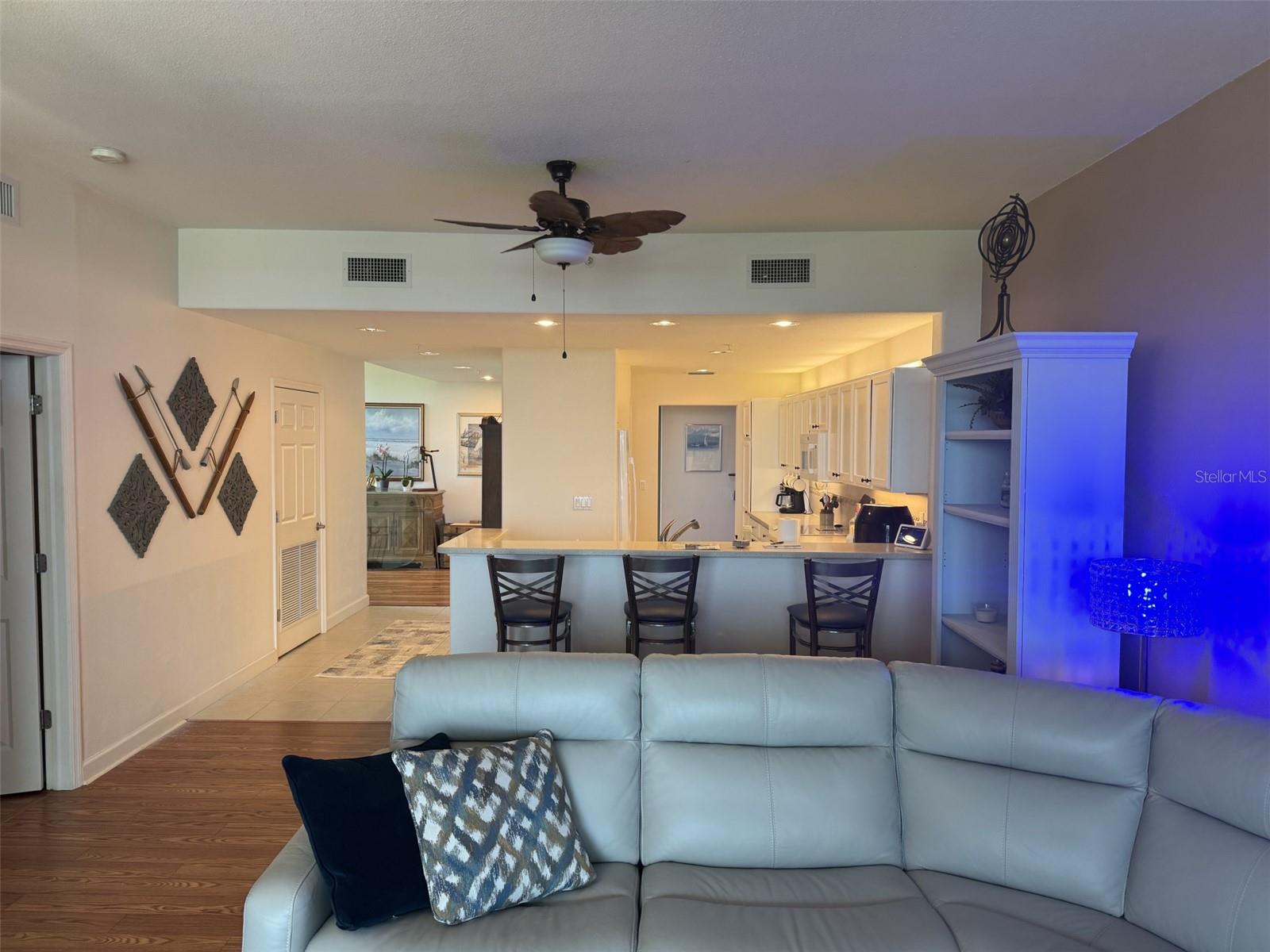 Image 80 of 100 For 10045 Links Lane 406