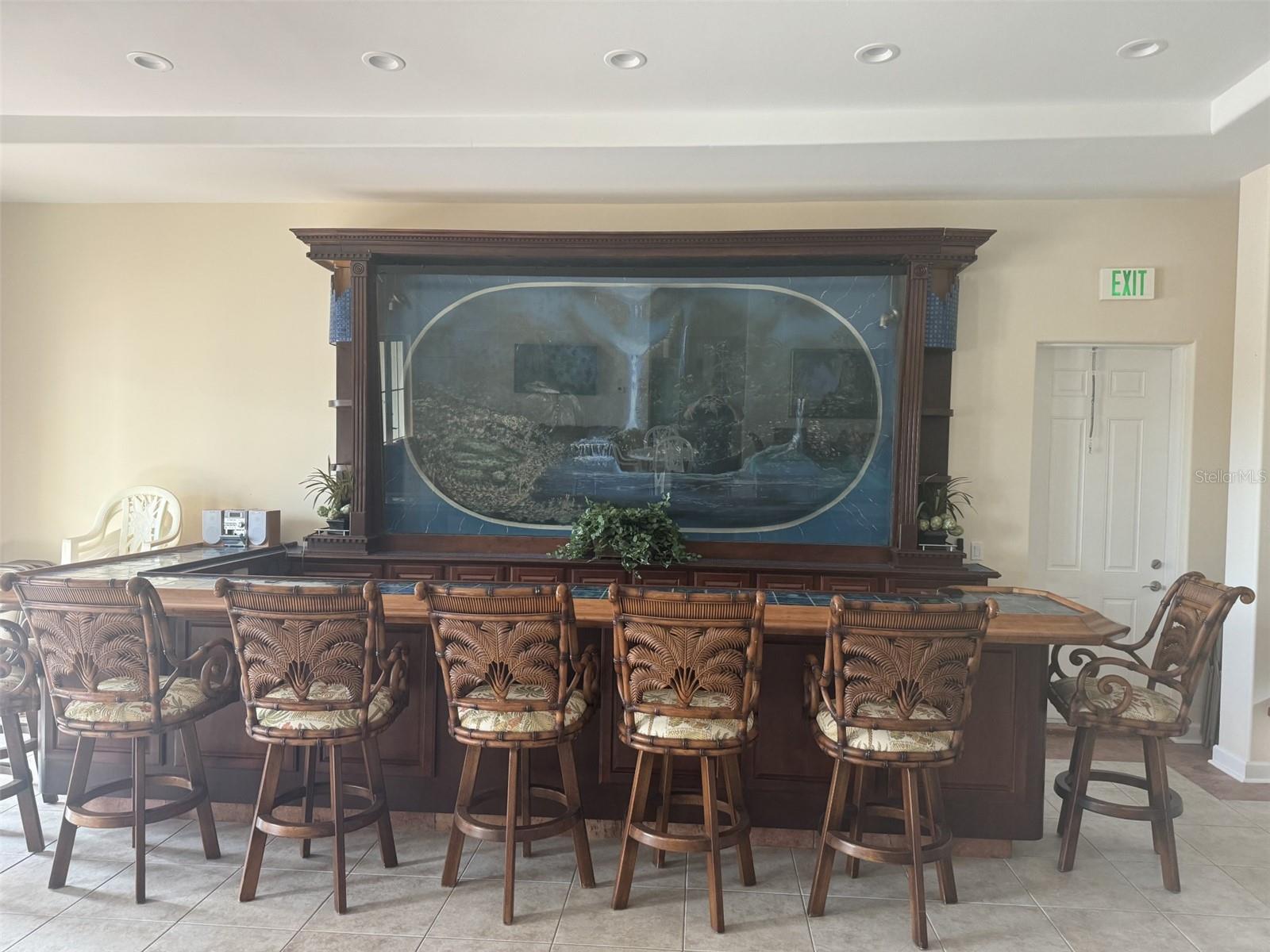 Image 9 of 100 For 10045 Links Lane 406