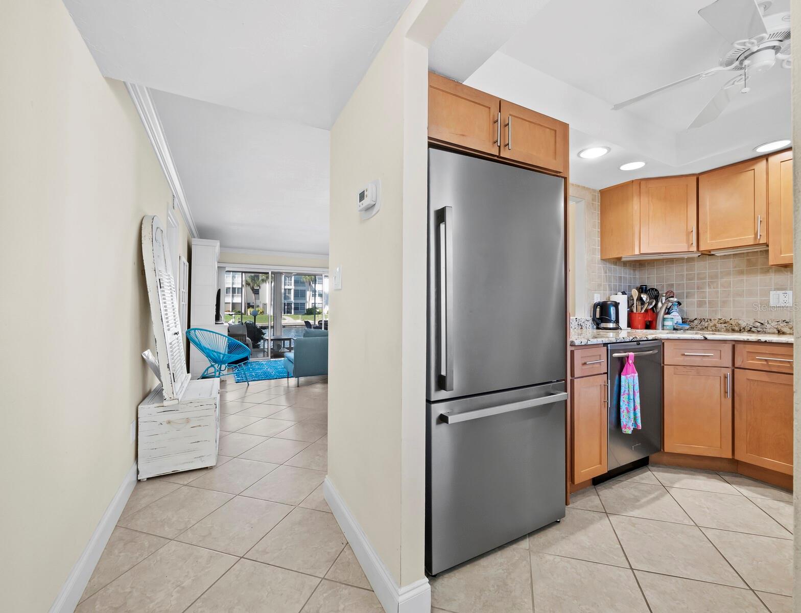 Image 5 of 60 For 4390 Exeter Drive 104