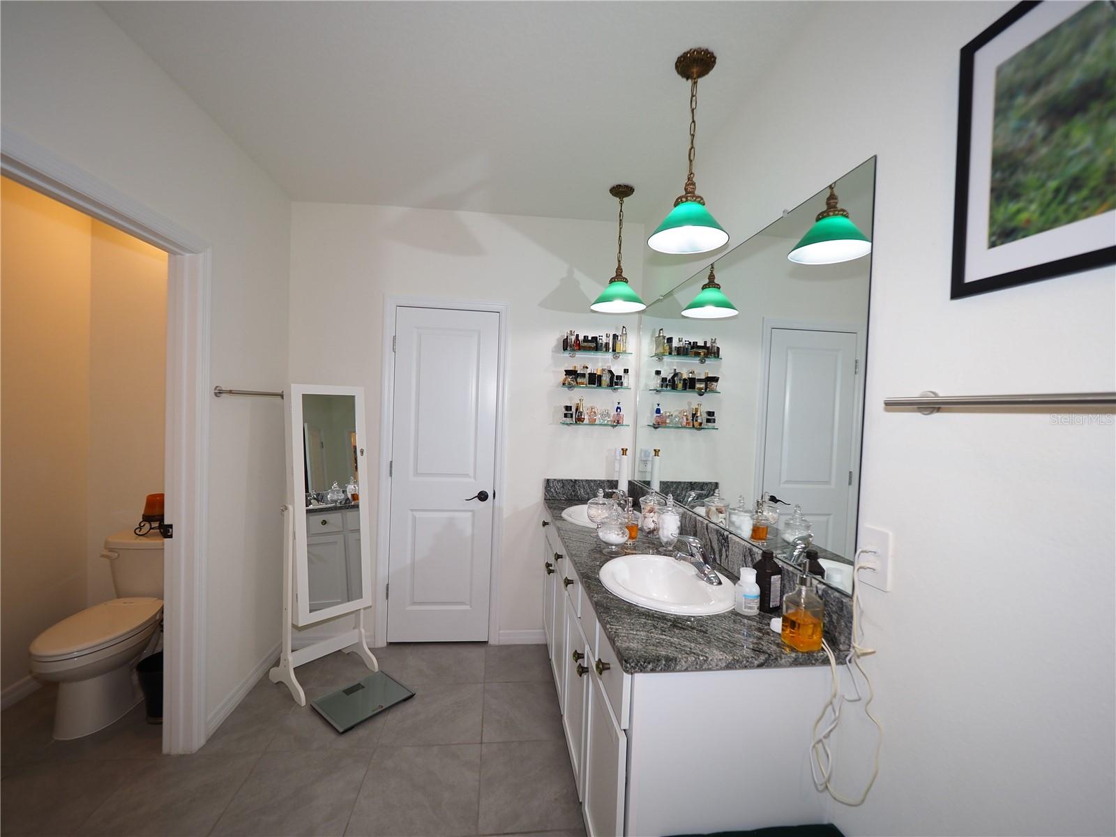 Image 40 of 86 For 3291 Hilltop Circle